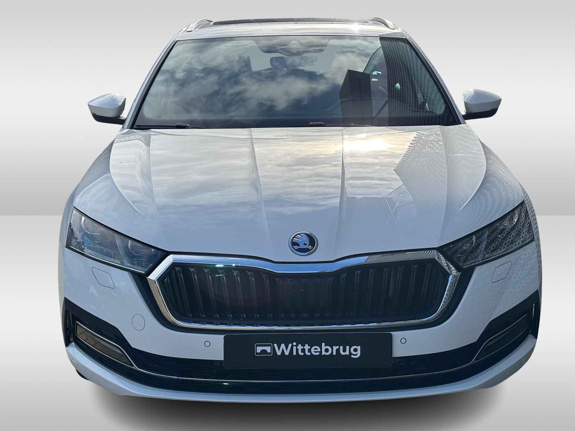 Škoda Octavia Combi 1.4 TSI iV PHEV 204PK DSG Style / 18" LMV / Panoramadak / LED / Memory Seats / Stuur + Stoelverwarming V+A ** - 11/34