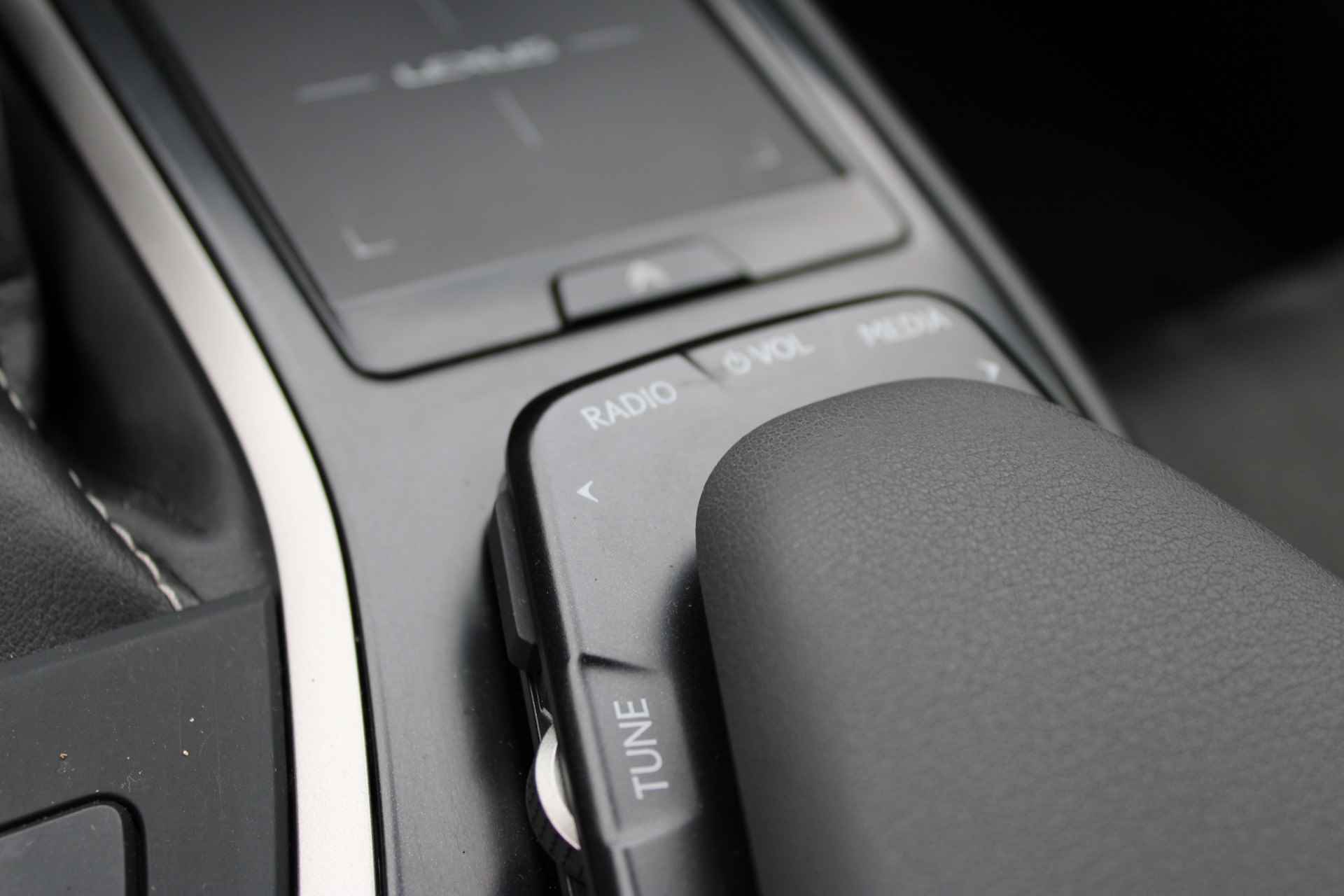Lexus UX 250 Hybrid Automaat | Navi | - 21/26