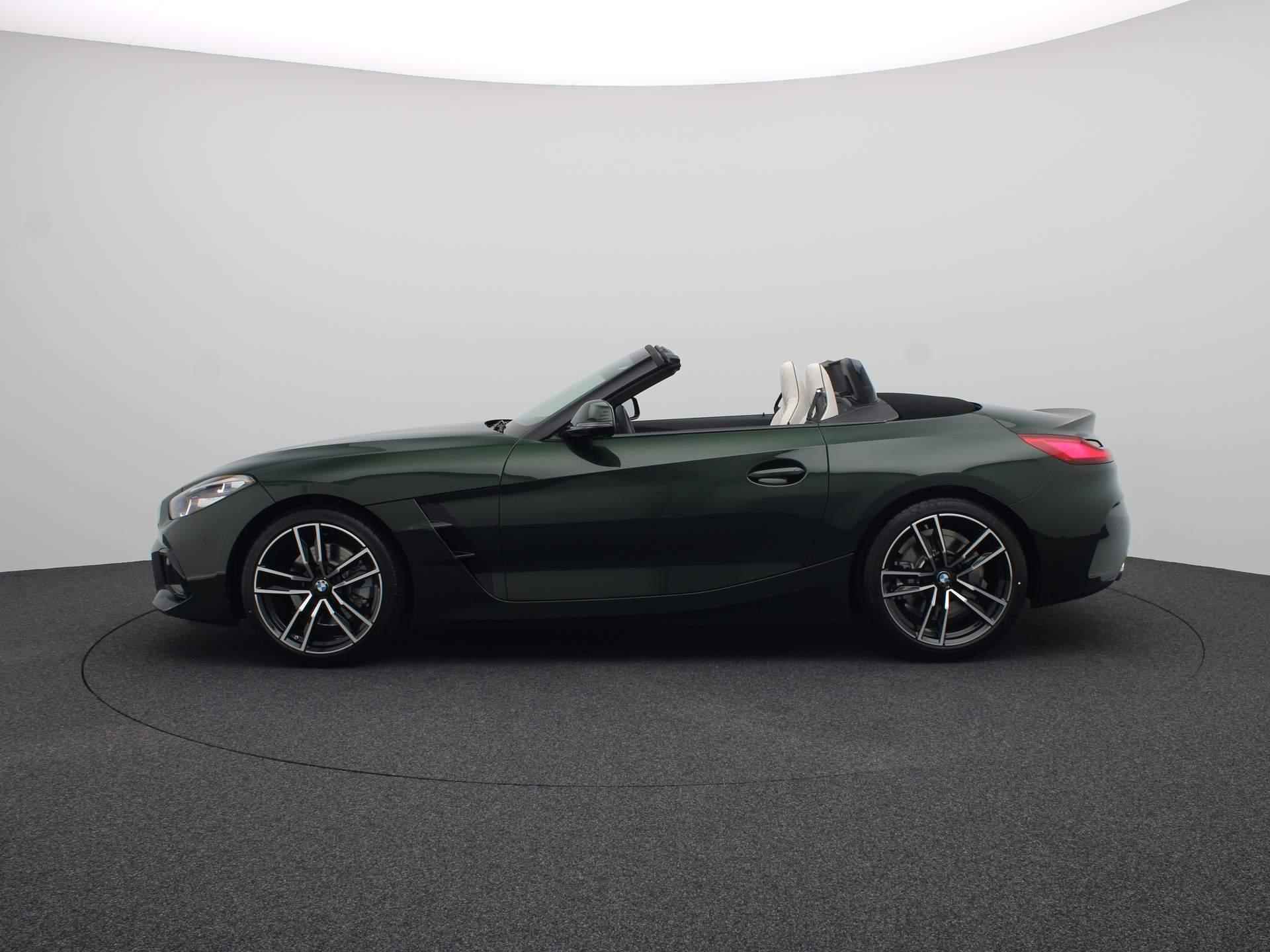 BMW Z4 Roadster sDrive30i High Executive |  Business Edition Plus | Parking Pack - 4/33