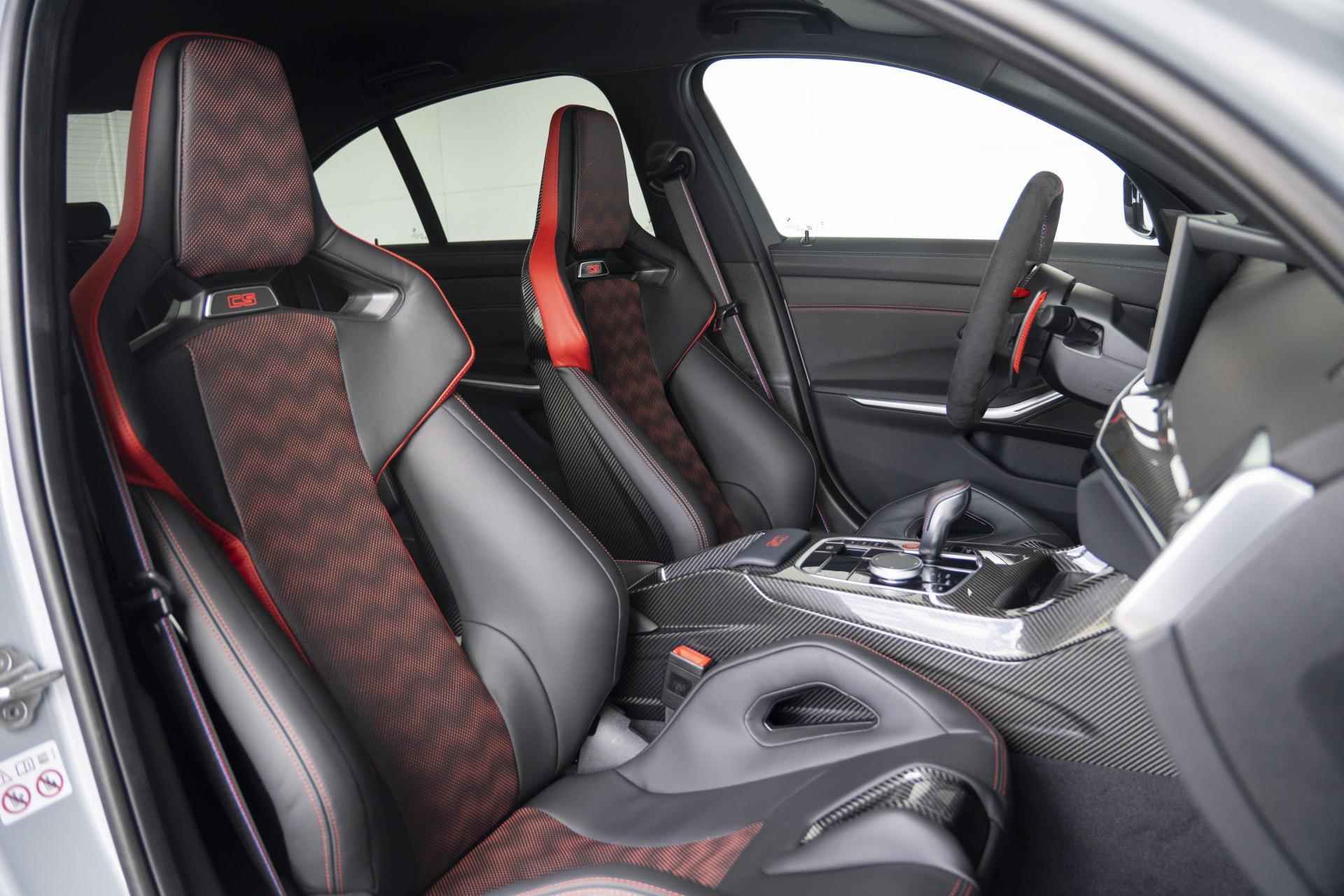 BMW M3 CS Alcantara Stuur / Carbon Bucket Seats - 8/99