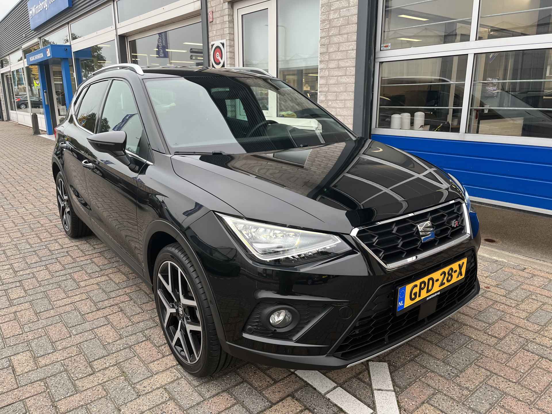 SEAT Arona 1.0 TSI FR / AUTOMAAT/ BEATS AUDIO/ 18'' LMV/ CAMERA/ PARK. SENSOREN/ LED/ DODE HOEK/ KEYLESS/ VIRTUAL COCKPIT/ STOEL VERWARM./ ADAPT. CRUISE/ APP CONNECT/ NAVI/ CLIMA/ DAB/ - 39/42