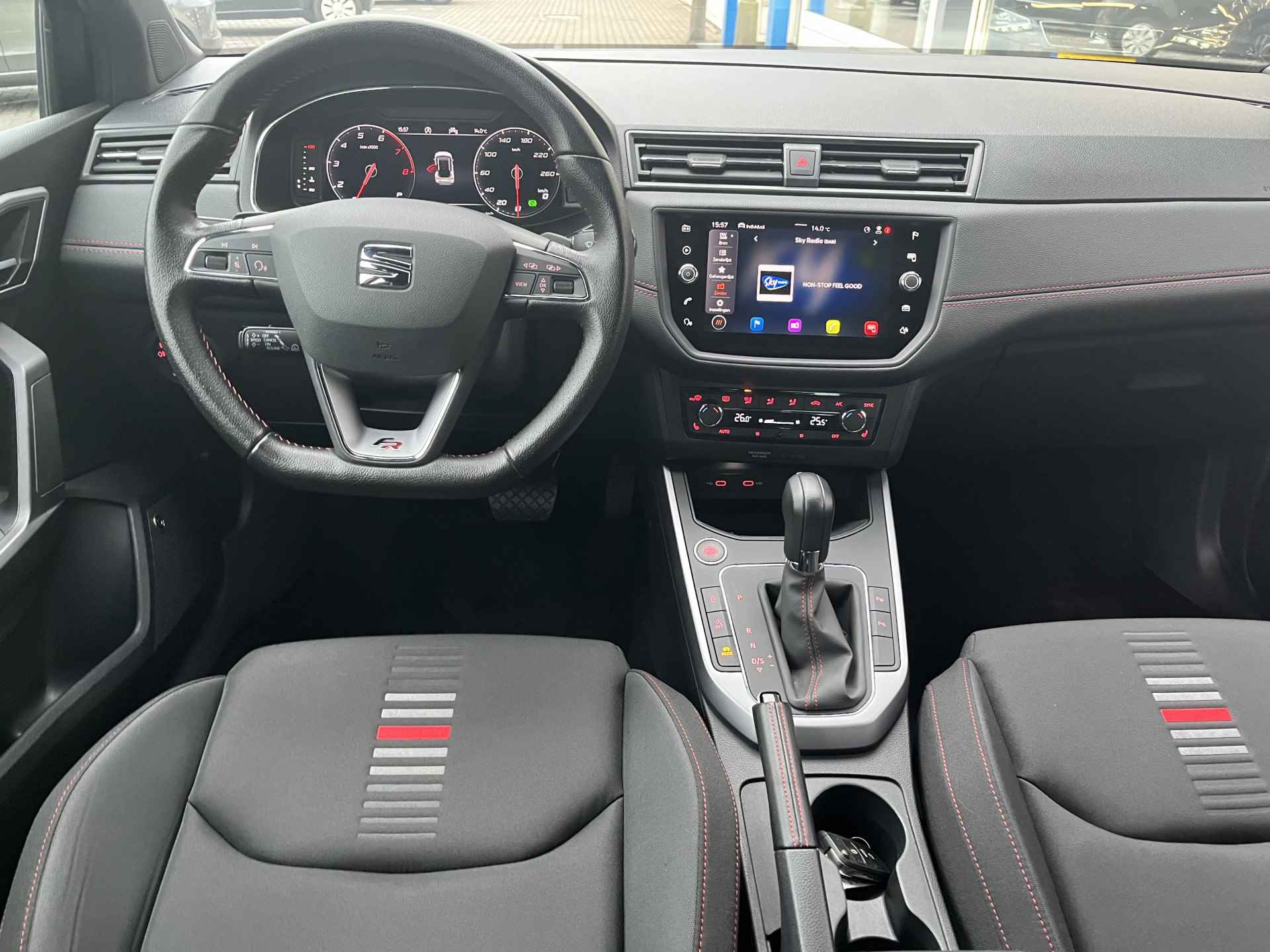 SEAT Arona 1.0 TSI FR / AUTOMAAT/ BEATS AUDIO/ 18'' LMV/ CAMERA/ PARK. SENSOREN/ LED/ DODE HOEK/ KEYLESS/ VIRTUAL COCKPIT/ STOEL VERWARM./ ADAPT. CRUISE/ APP CONNECT/ NAVI/ CLIMA/ DAB/ - 9/42