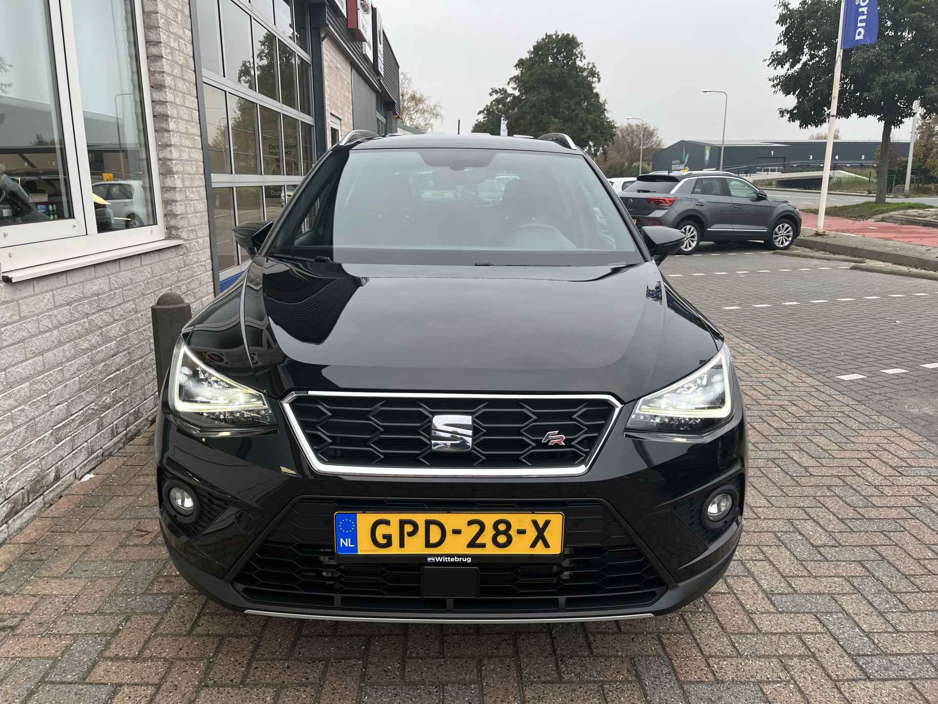 SEAT Arona 1.0 TSI FR / AUTOMAAT/ BEATS AUDIO/ 18'' LMV/ CAMERA/ PARK. SENSOREN/ LED/ DODE HOEK/ KEYLESS/ VIRTUAL COCKPIT/ STOEL VERWARM./ ADAPT. CRUISE/ APP CONNECT/ NAVI/ CLIMA/ DAB/ - 34/42