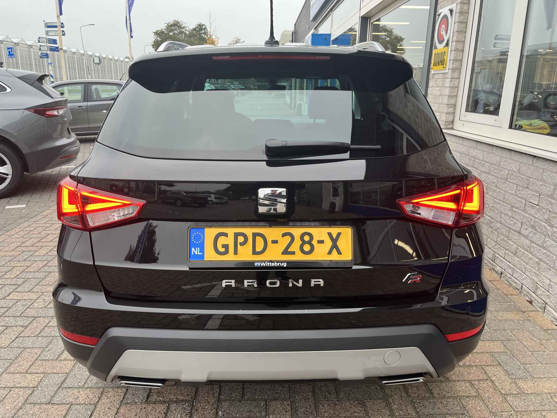 SEAT Arona 1.0 TSI FR / AUTOMAAT/ BEATS AUDIO/ 18'' LMV/ CAMERA/ PARK. SENSOREN/ LED/ DODE HOEK/ KEYLESS/ VIRTUAL COCKPIT/ STOEL VERWARM./ ADAPT. CRUISE/ APP CONNECT/ NAVI/ CLIMA/ DAB/ - 35/42