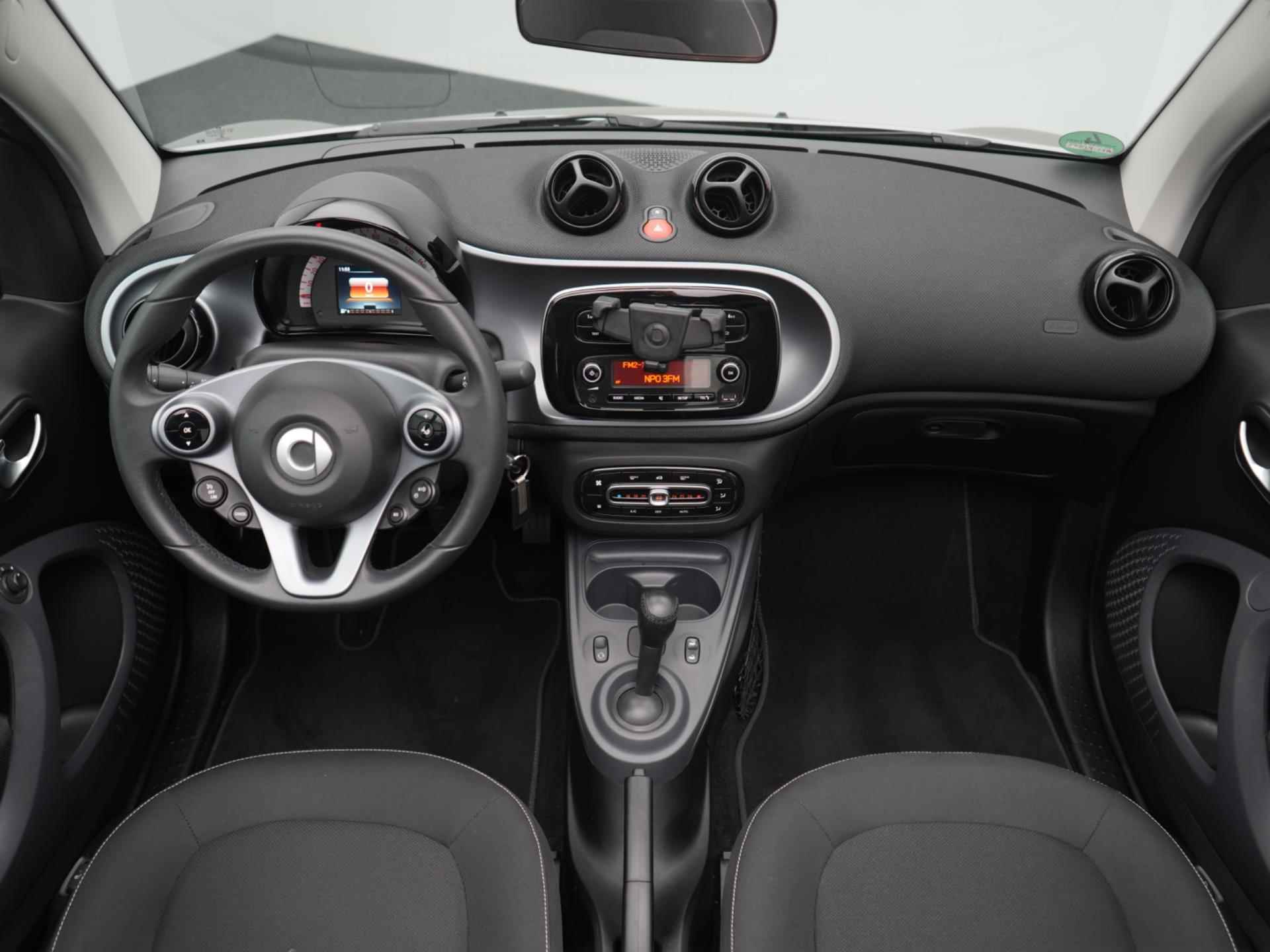 Smart FORTWO CABRIO 1.0 Business Solution Plus - 9/35