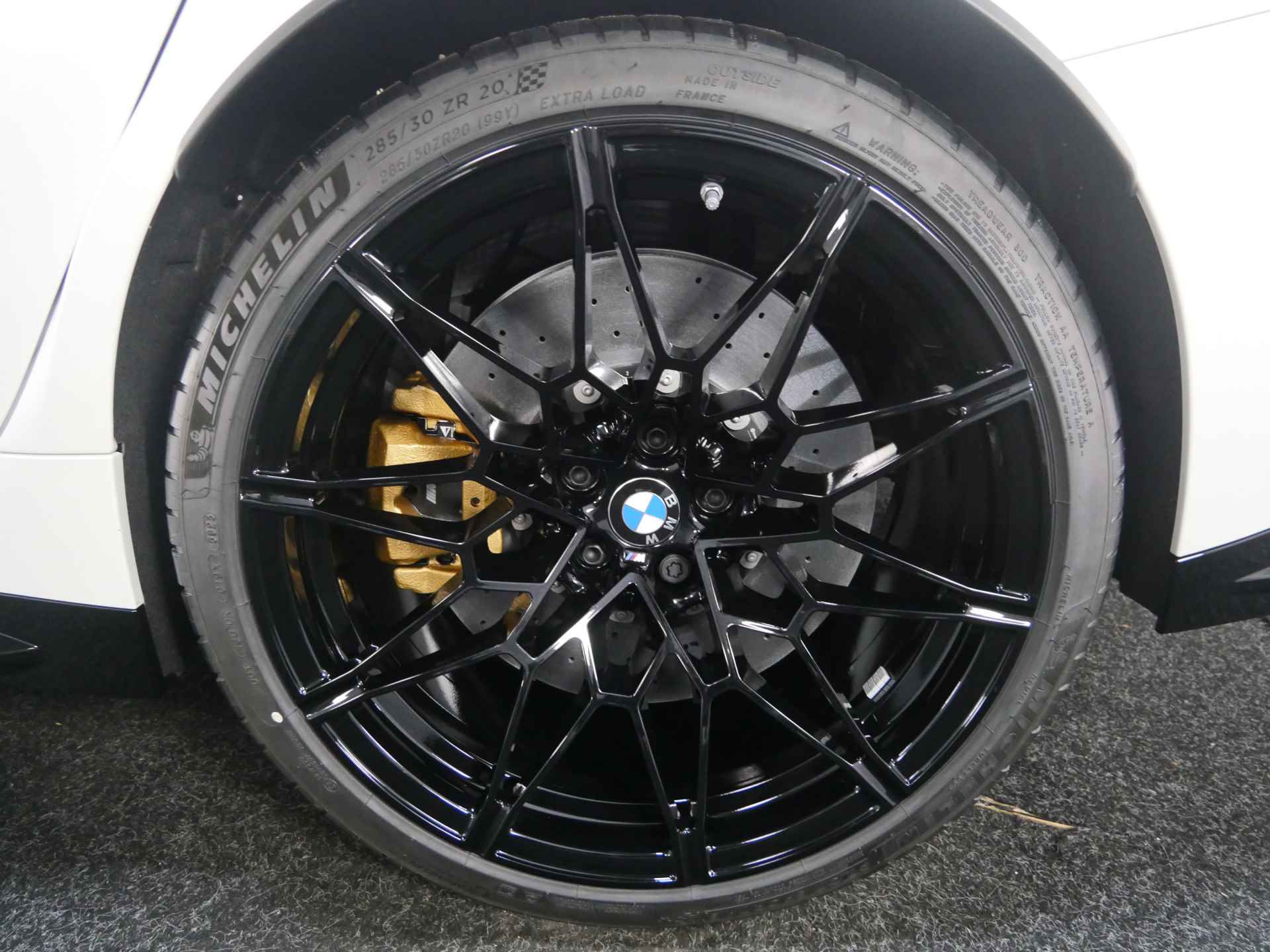 BMW 3 Serie M3 xDrive Competition High Executive Automaat / M Drive Professional / M Carbon kuipstoelen / Laserlight / M Carbon-keramisch remmen / Adaptief M Onderstel - 5/52