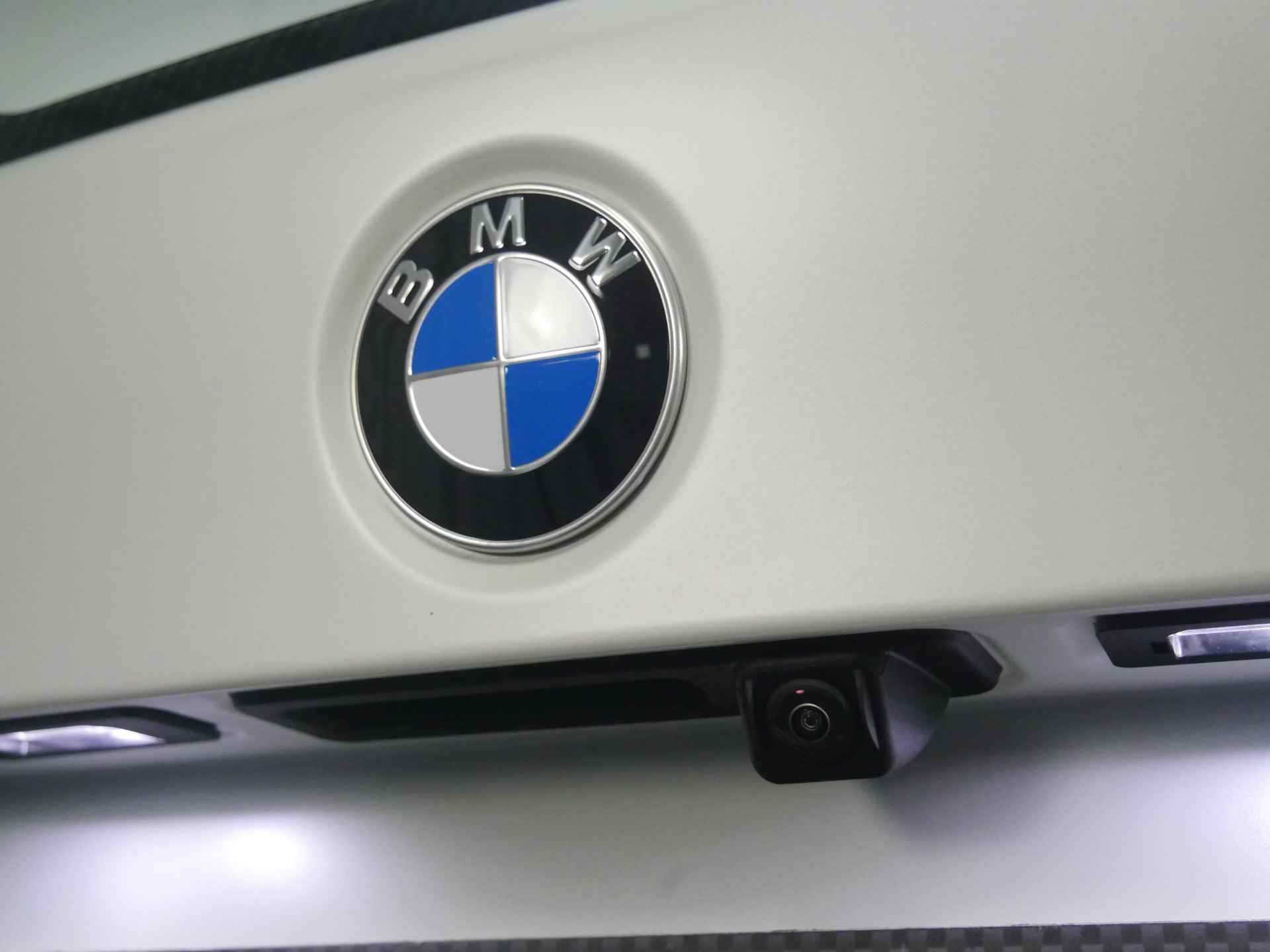 BMW 3 Serie M3 xDrive Competition High Executive Automaat / M Drive Professional / M Carbon kuipstoelen / Laserlight / M Carbon-keramisch remmen / Adaptief M Onderstel - 42/52