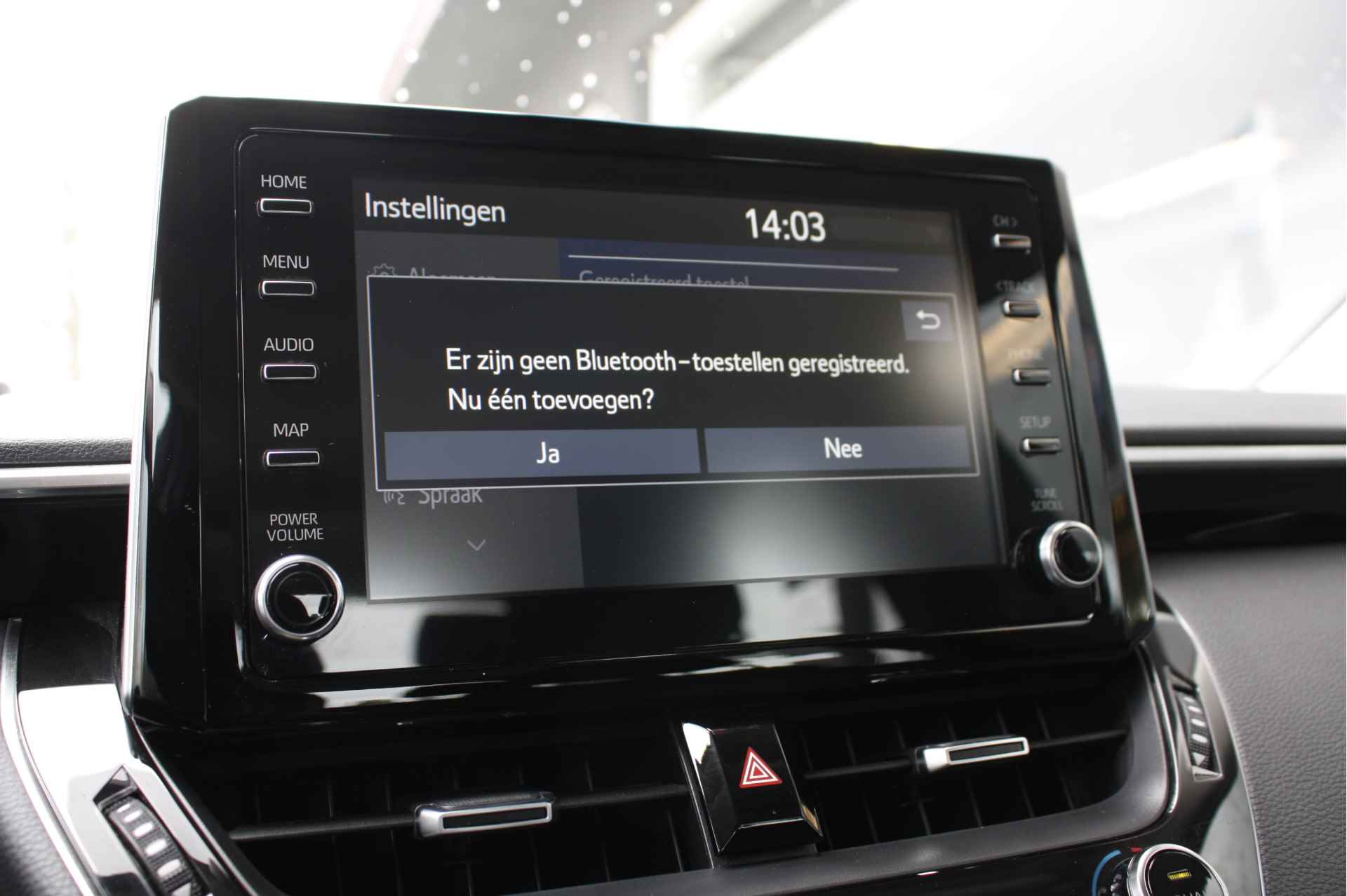 Toyota Corolla 1.8 Hybrid Active | Navigatie via Apple carplay/ Android auto | Keyless | DAB | Lane assist | - 26/42