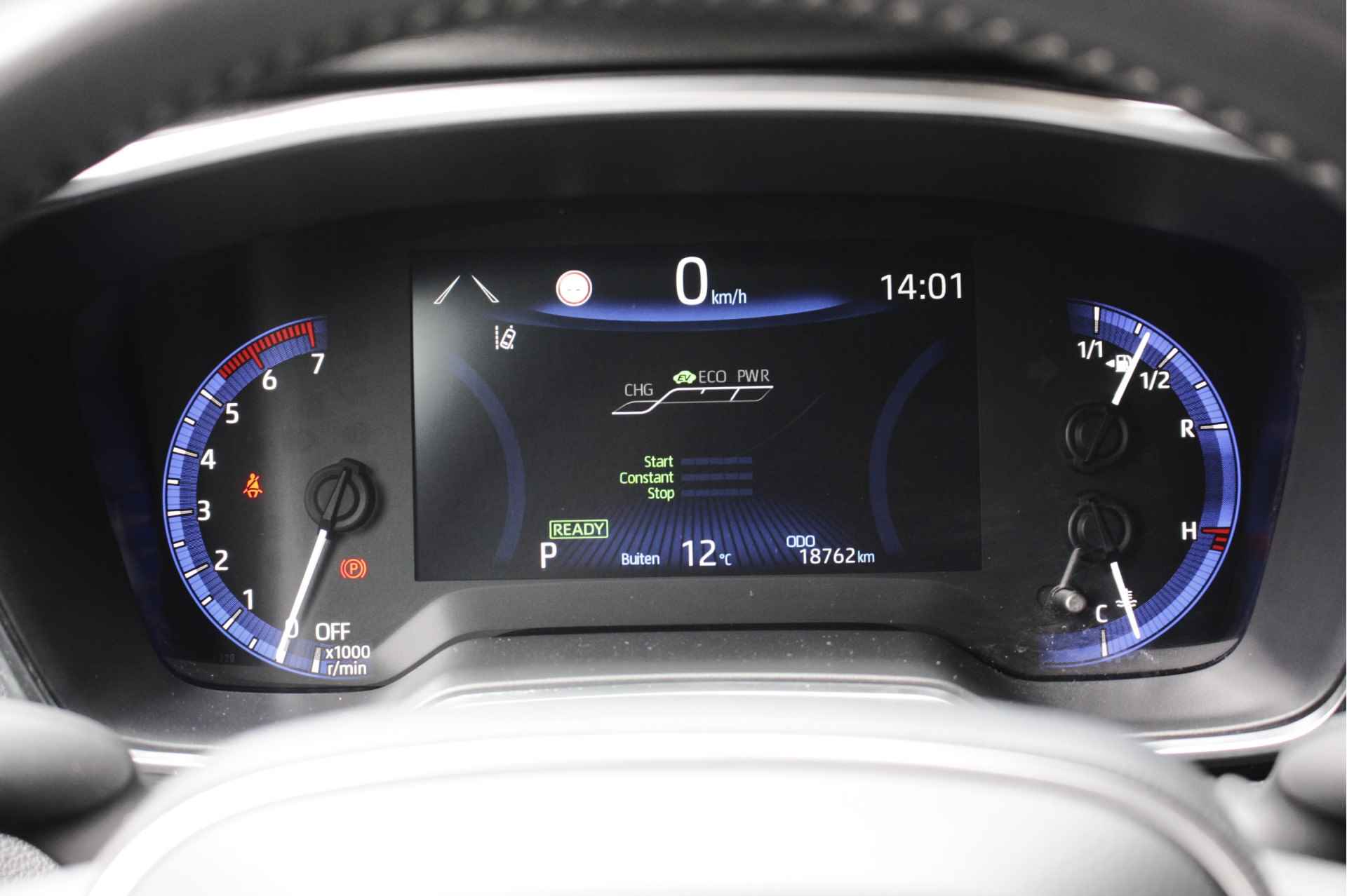 Toyota Corolla 1.8 Hybrid Active | Navigatie via Apple carplay/ Android auto | Keyless | DAB | Lane assist | - 30/42
