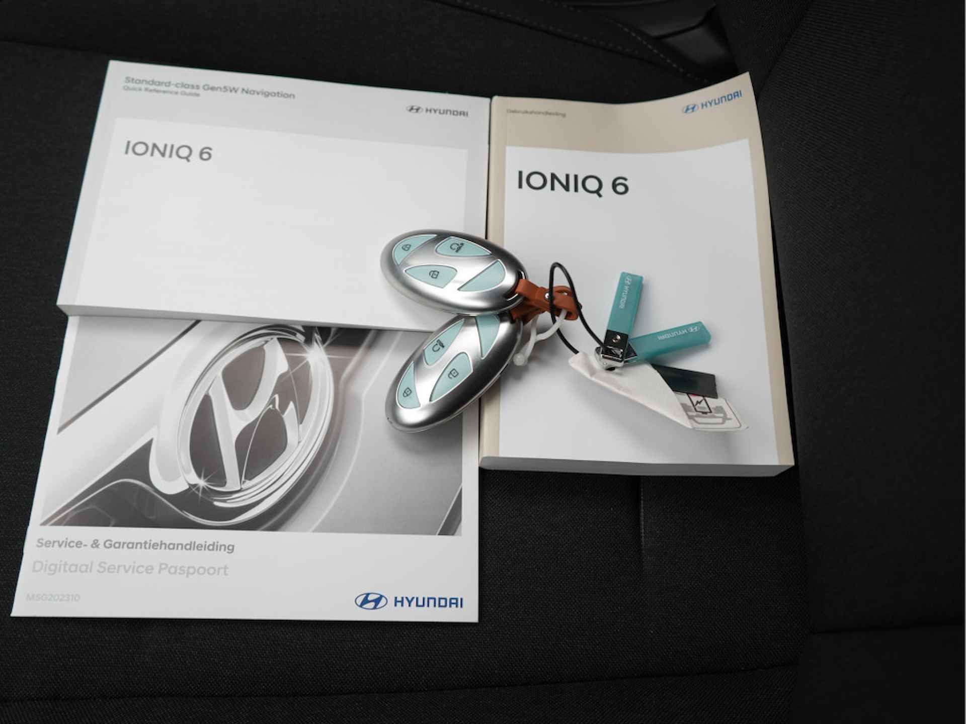 Hyundai IONIQ 6 Connect 77 kWh | € 11.390 Voordeel !! - 27/39