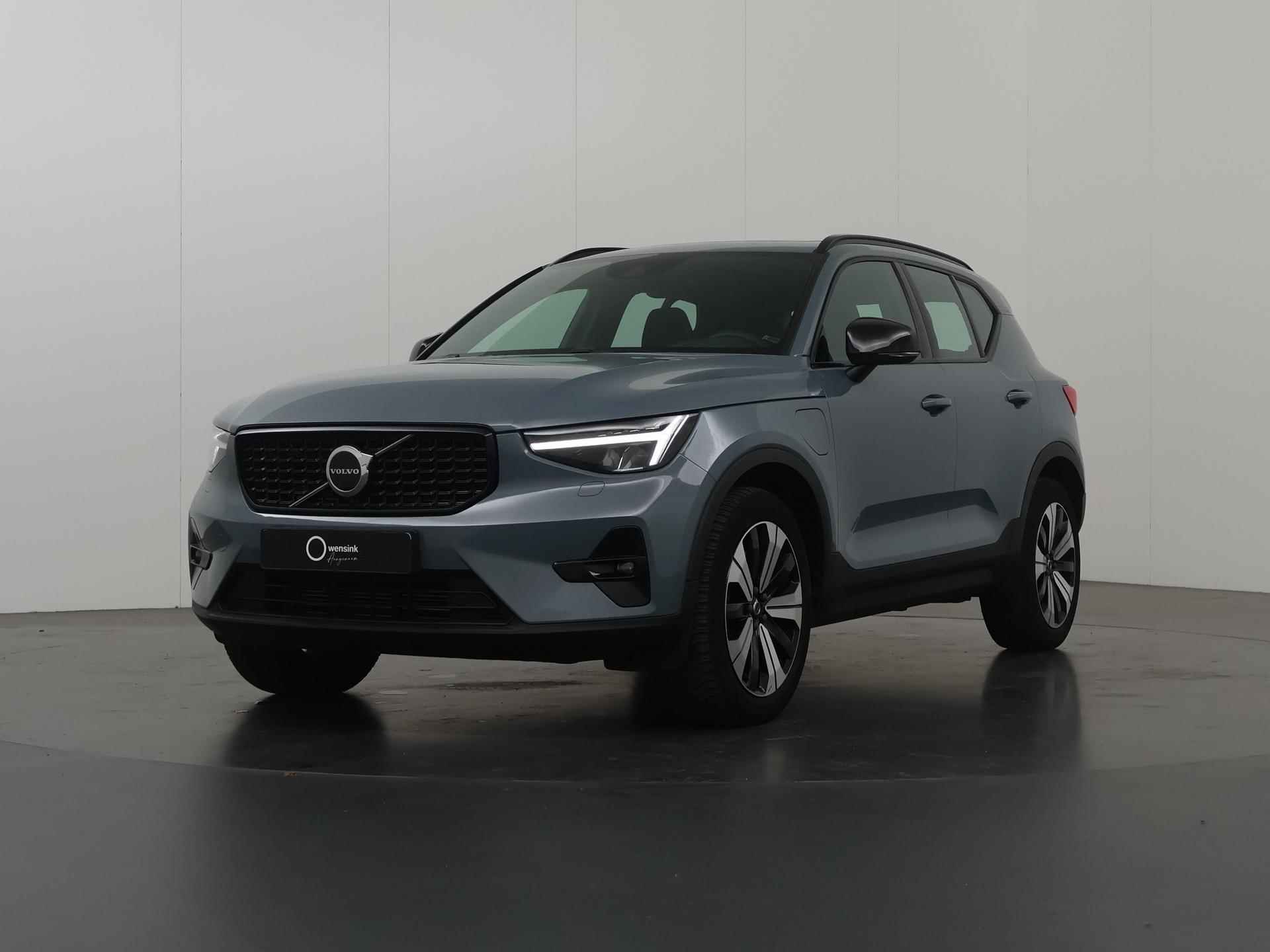 Volvo XC40 1.5 T4 Plug-in hybrid Ultimate Dark | Panoramadak | Keyless go | Navigatie | Cruise Control Adaptief | Parkeercamera | Harman / Kardon | - 43/43