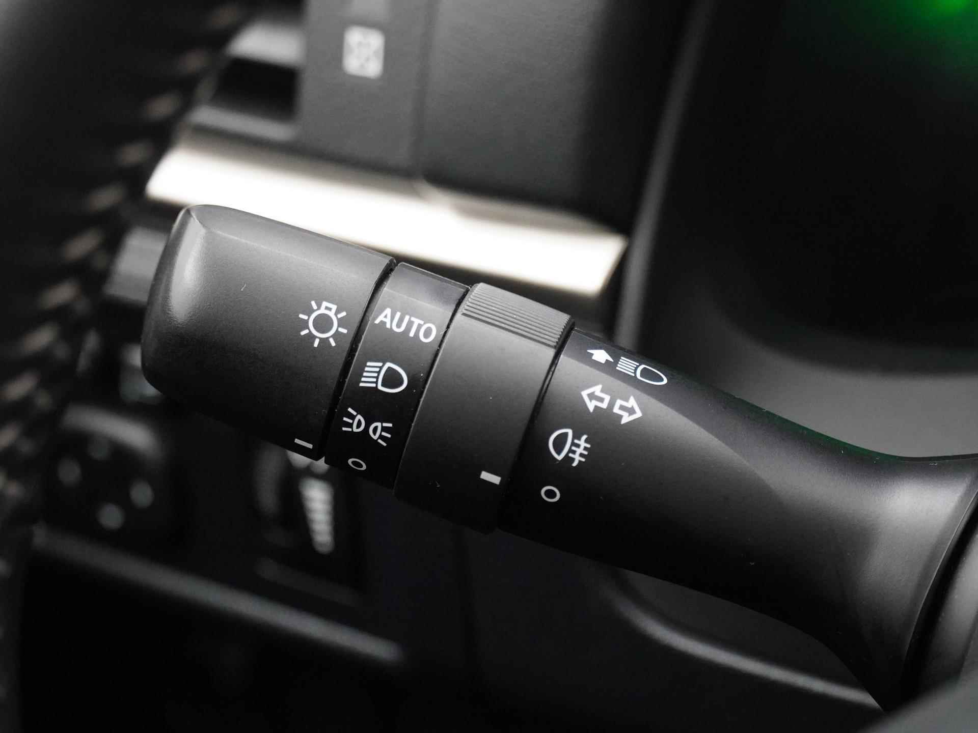 Lexus CT 200h | Premium Navigatie | Adaptive Cruise Control | Lane Assist - 14/32