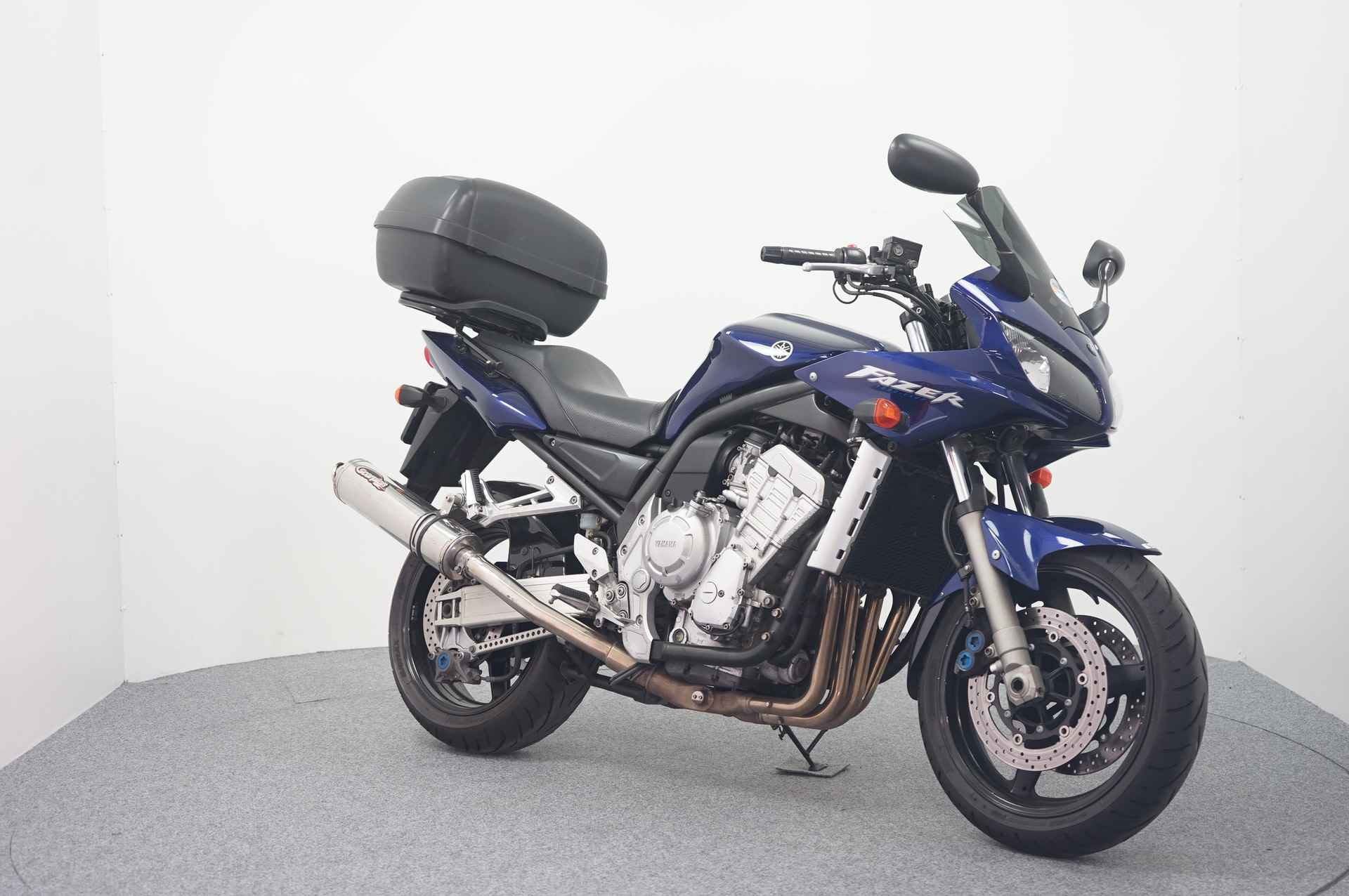 Yamaha FAZER 1000 - 2/13