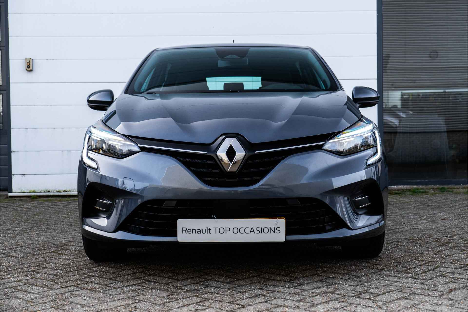 Renault Clio 1.6 E-Tech Hybrid 140 PK Intens | Parkeersensoren achter | Clima | NAVI | LM Velgen | incl. Bovag rijklaarpakket met 12 maanden garantie - 4/57