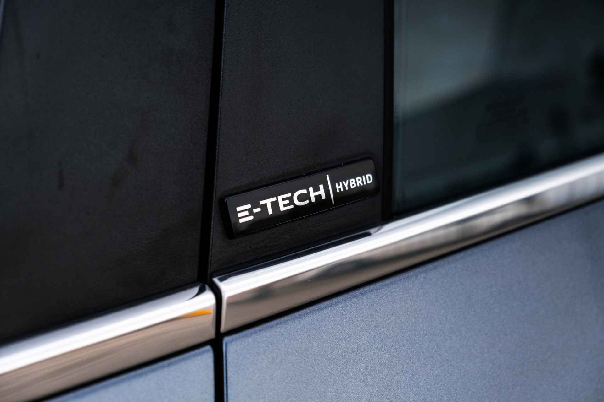 Renault Clio 1.6 E-Tech Hybrid 140 PK Intens | Parkeersensoren achter | Clima | NAVI | LM Velgen | incl. Bovag rijklaarpakket met 12 maanden garantie - 27/57