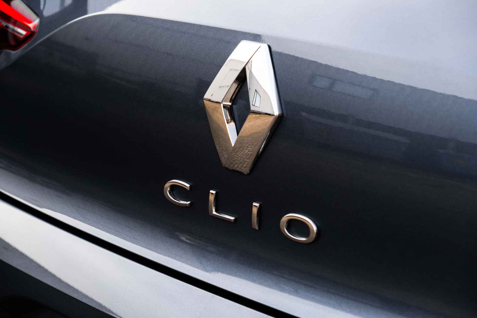 Renault Clio 1.6 E-Tech Hybrid 140 PK Intens | Parkeersensoren achter | Clima | NAVI | LM Velgen | incl. Bovag rijklaarpakket met 12 maanden garantie - 30/57