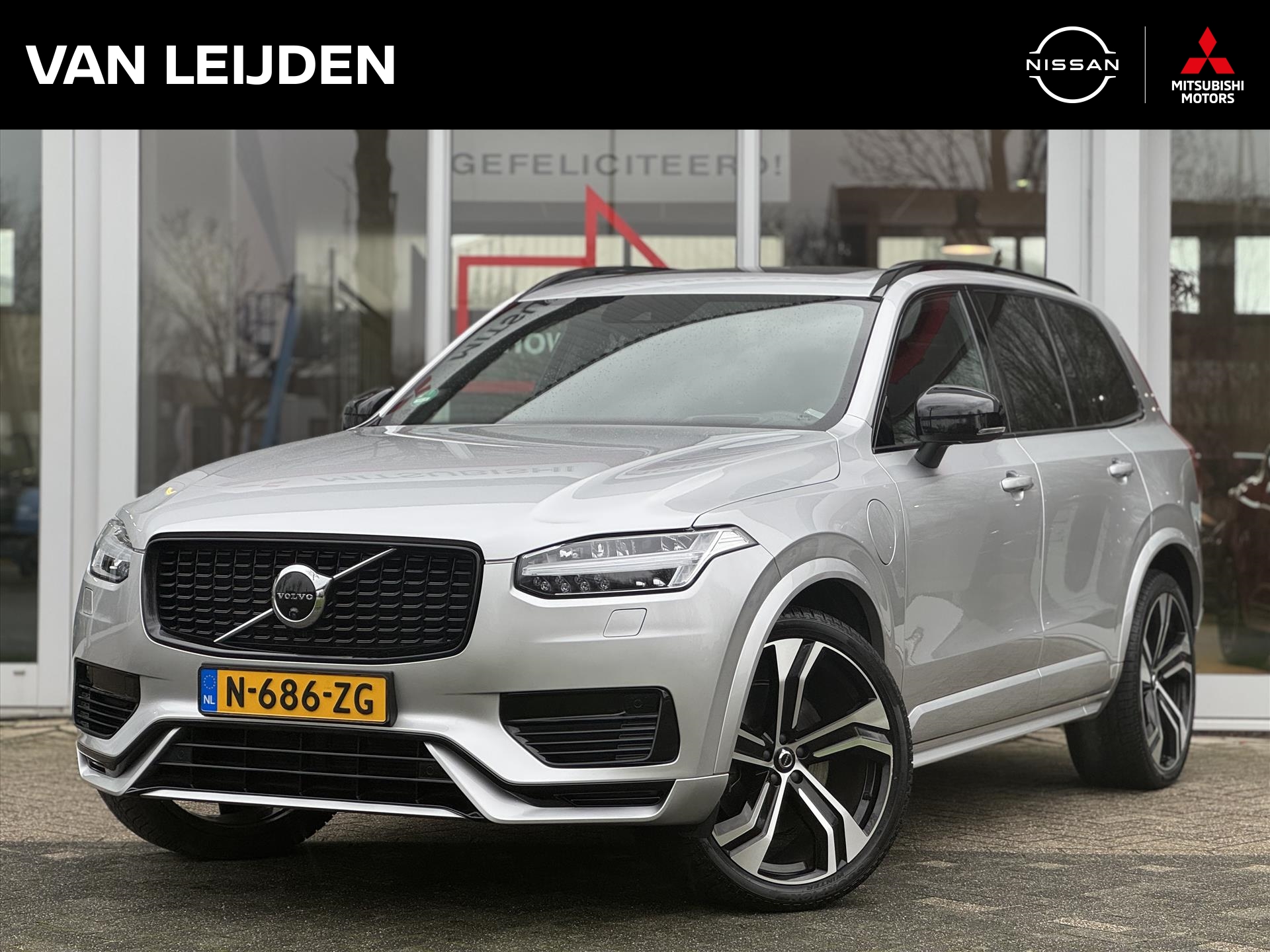 VOLVO XC90 T8 Recharge AWD R-Design | Trekhaak | Panoramadak | Luchtvering | Leder | 22 inch | H&K