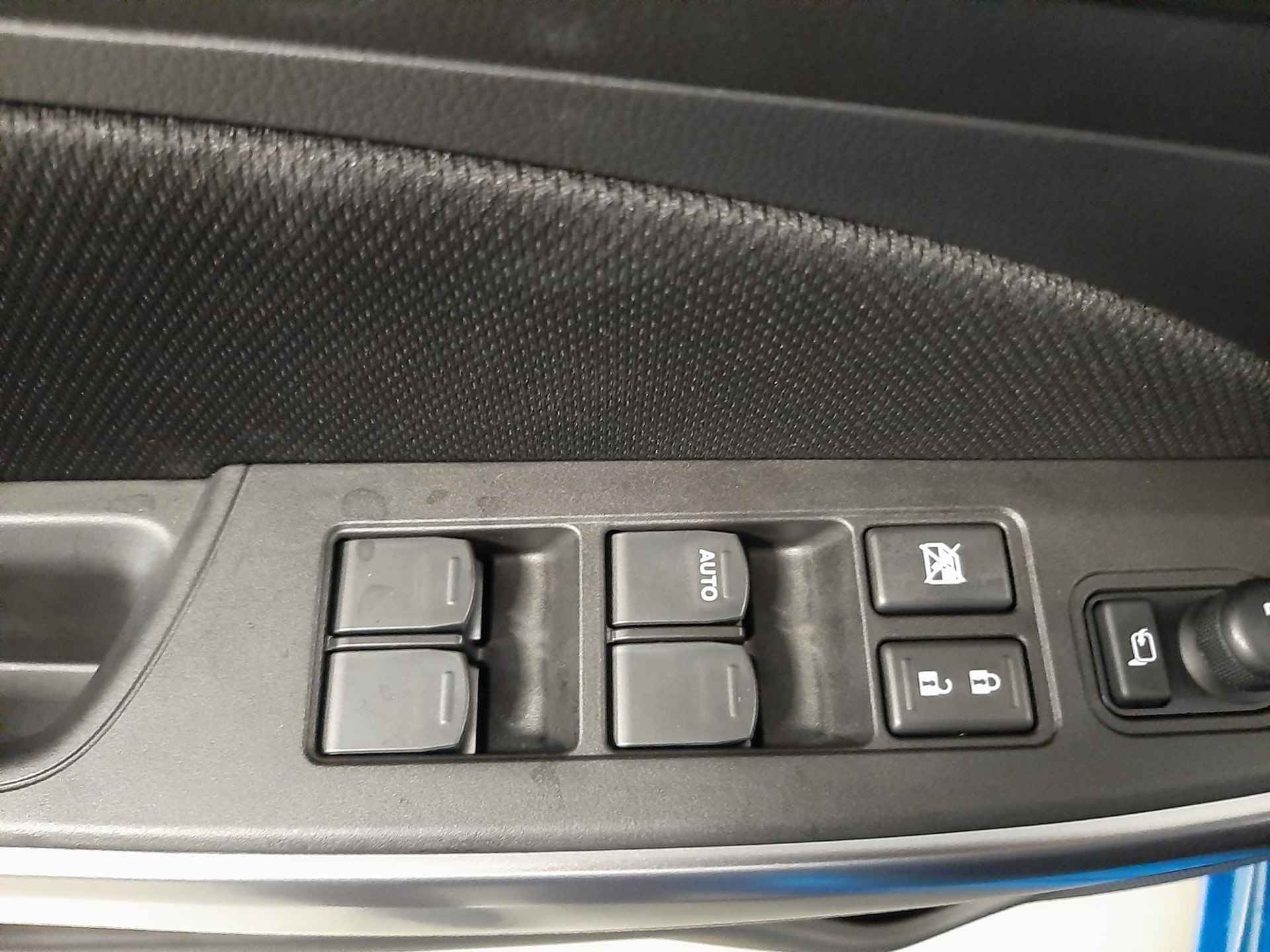 Suzuki Swift 1.2 Style Smart Hybrid | Climate control | Cruise control adaptive | Navigatie | Camera | Parkeersensoren | Stoelverwarming | - 25/34