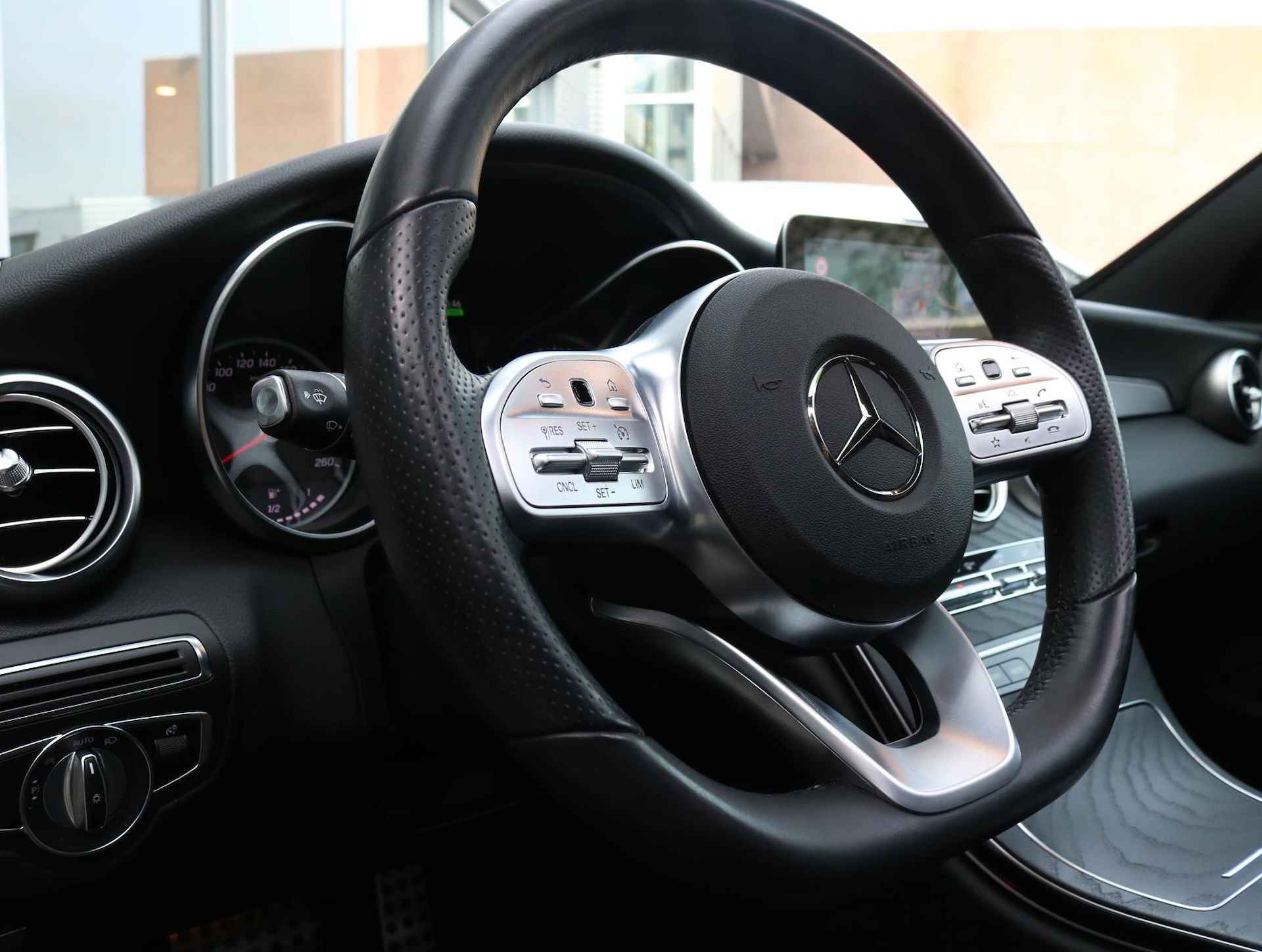 Mercedes-Benz C-Klasse Estate 300 e Business Solution AMG | Panorama | Apple Carplay - 15/20