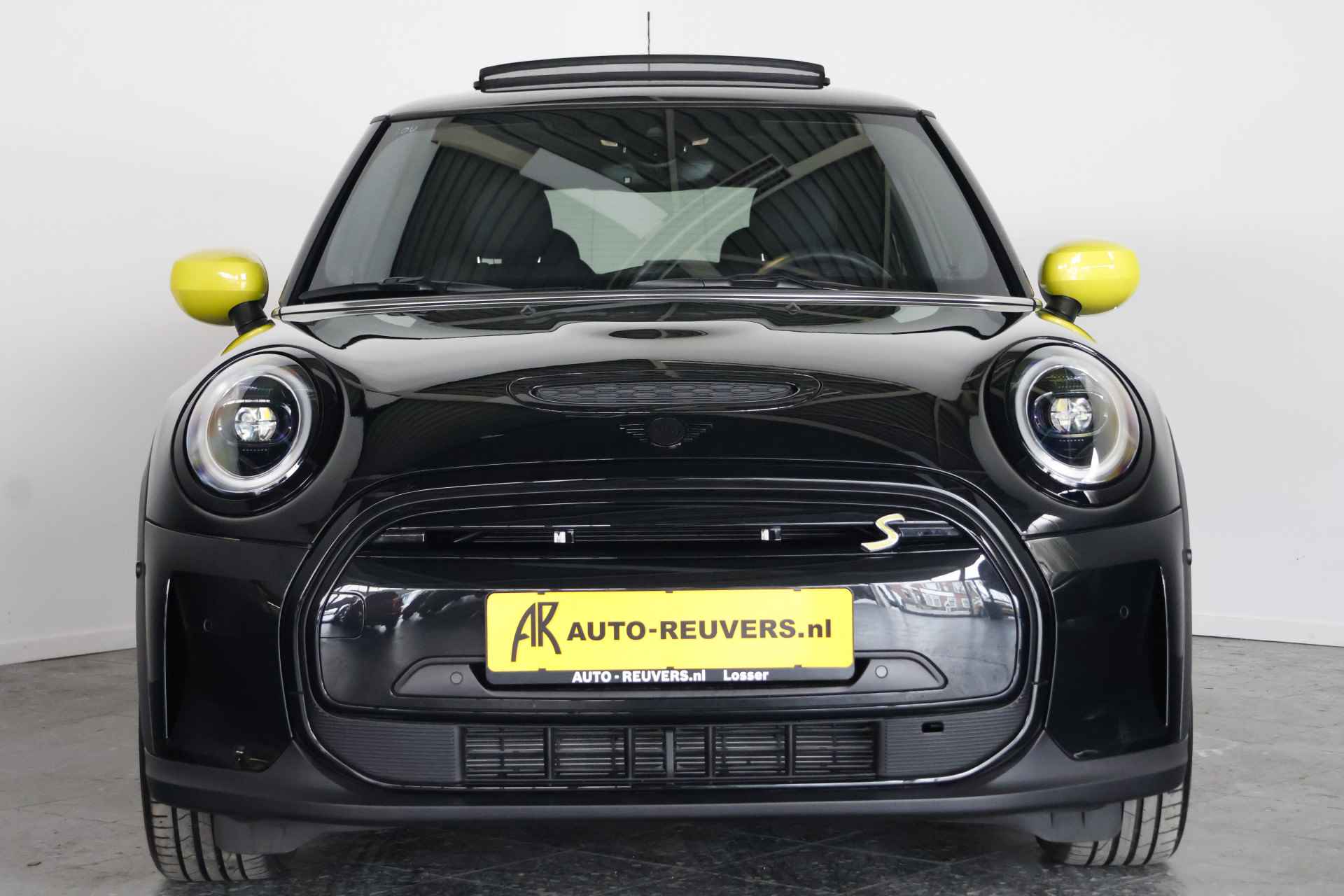 MINI Cooper Electric SE Yours 33 kWh / Opendak / Harmankardon / HUD / Leder - 7/29