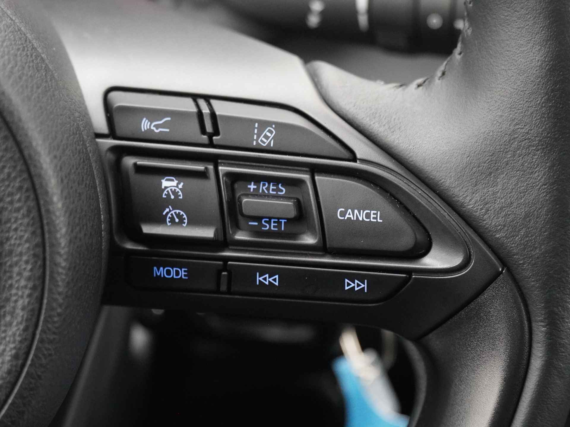 Mazda 2 Hybrid 116 Pure Automaat Radar Cruise | Stoelverw. | Apple carplay / Android auto | - 15/20
