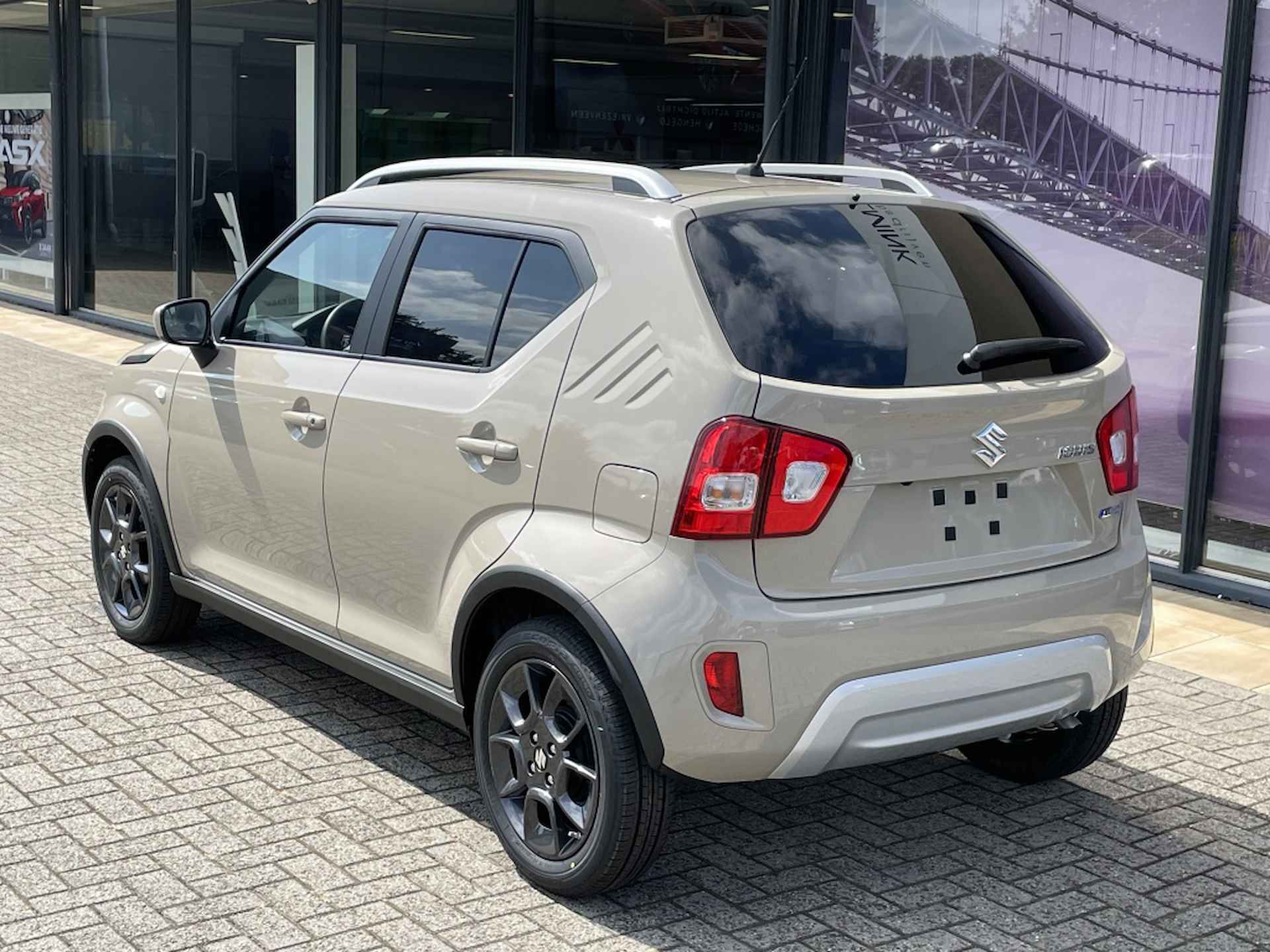 Suzuki Ignis 1.2 SH Select - 3/12