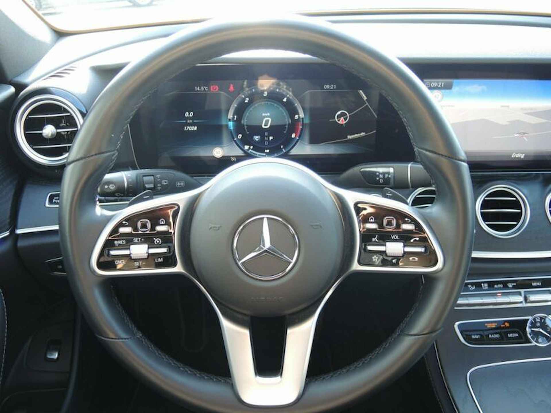 Mercedes-Benz E-Klasse All-Terrain 220 d 4Matic Panoramadak WideScreen - 8/14