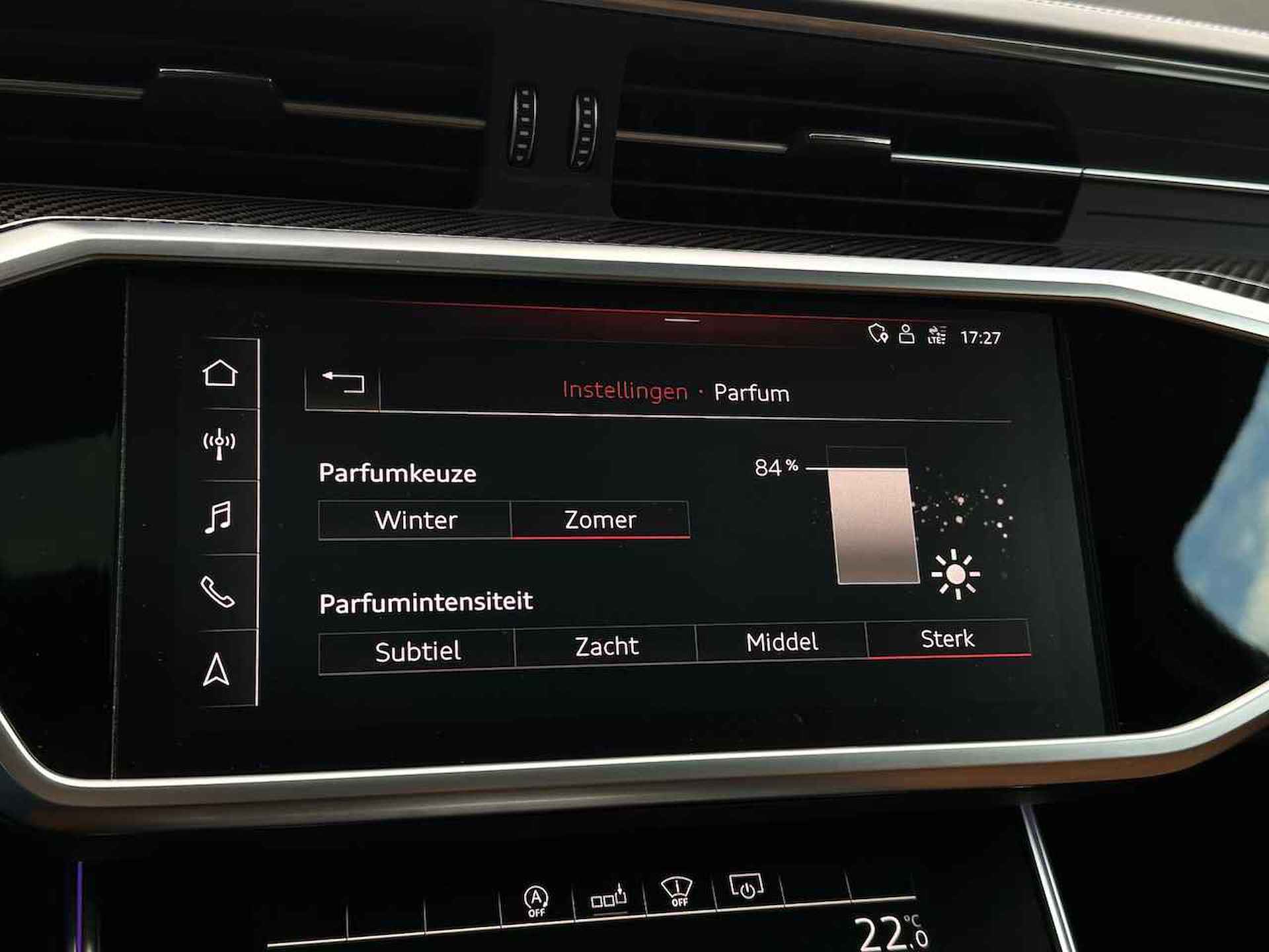 Audi RS6 Avant 4.0 TFSI quattro Dyn+ B&O-high Carbon Pano Caramic HUD Alc-hemel Softclose Stoelvent - 30/42