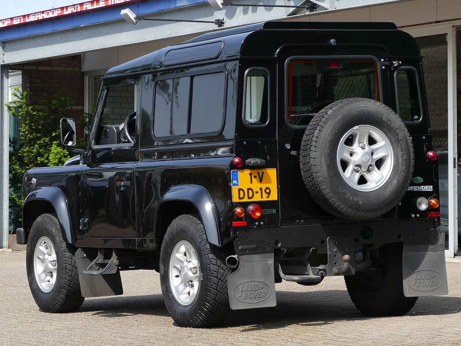 Land Rover Defender 2.4 TD HT 90" E (marge) stoelverwarming | airco - 9/35