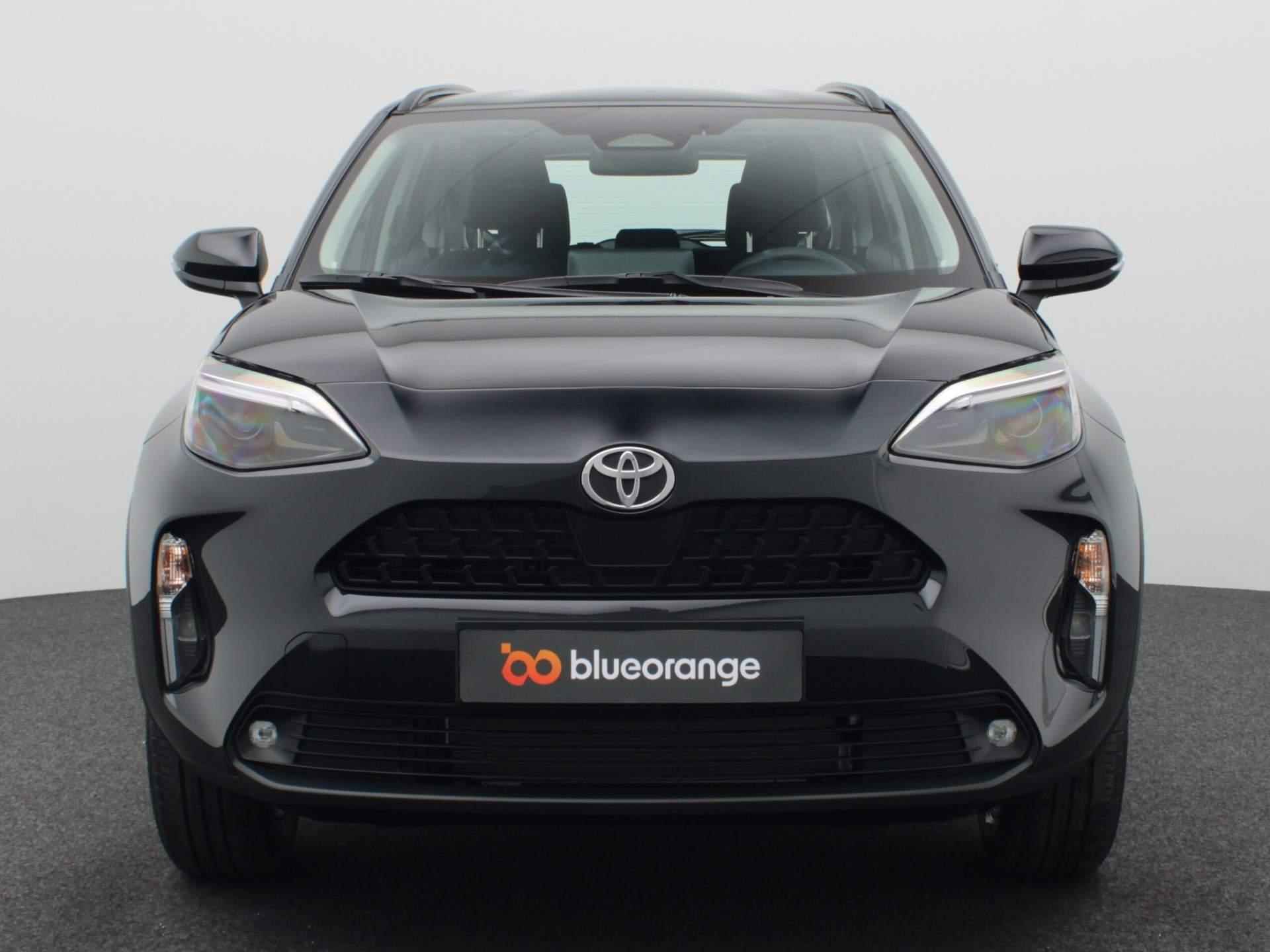 Toyota Yaris Cross 1.5 Hybrid Active 115PK Aut. Navi via Apple Carplay/Android Auto, Achteruitrijcamera, Adaptieve Cruise Controle, Stoel- & Stuurverwarming, Voorruitverwarming, 16" LM Velgen, Getinte Ramen - 13/39