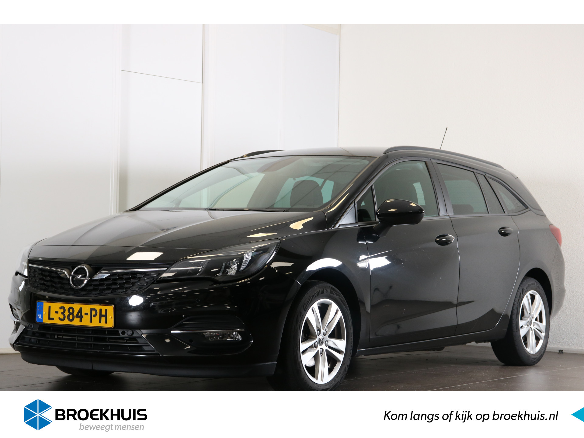 Opel Astra Sports Tourer 1.2 Edition 110pk | Navigatie | Airco | Achteruitrijcamera | Cruise control | LMV 16"| Parkeerhulp achter | Apple Carplay/Android Auto |