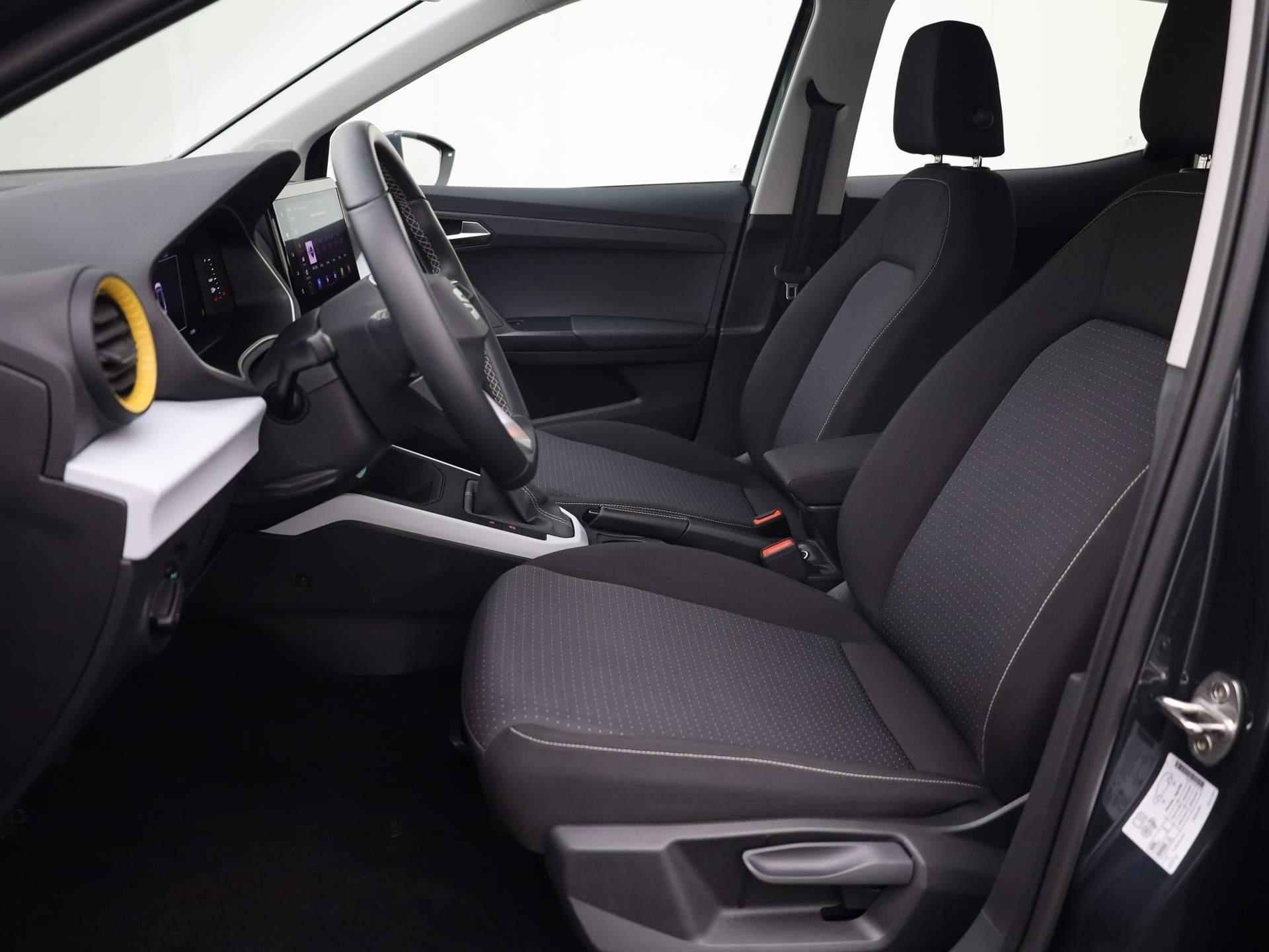 SEAT Arona 1.0TSI/110PK Style · Navigatie · Parkeersensoren · Ad.cruise control - 12/35