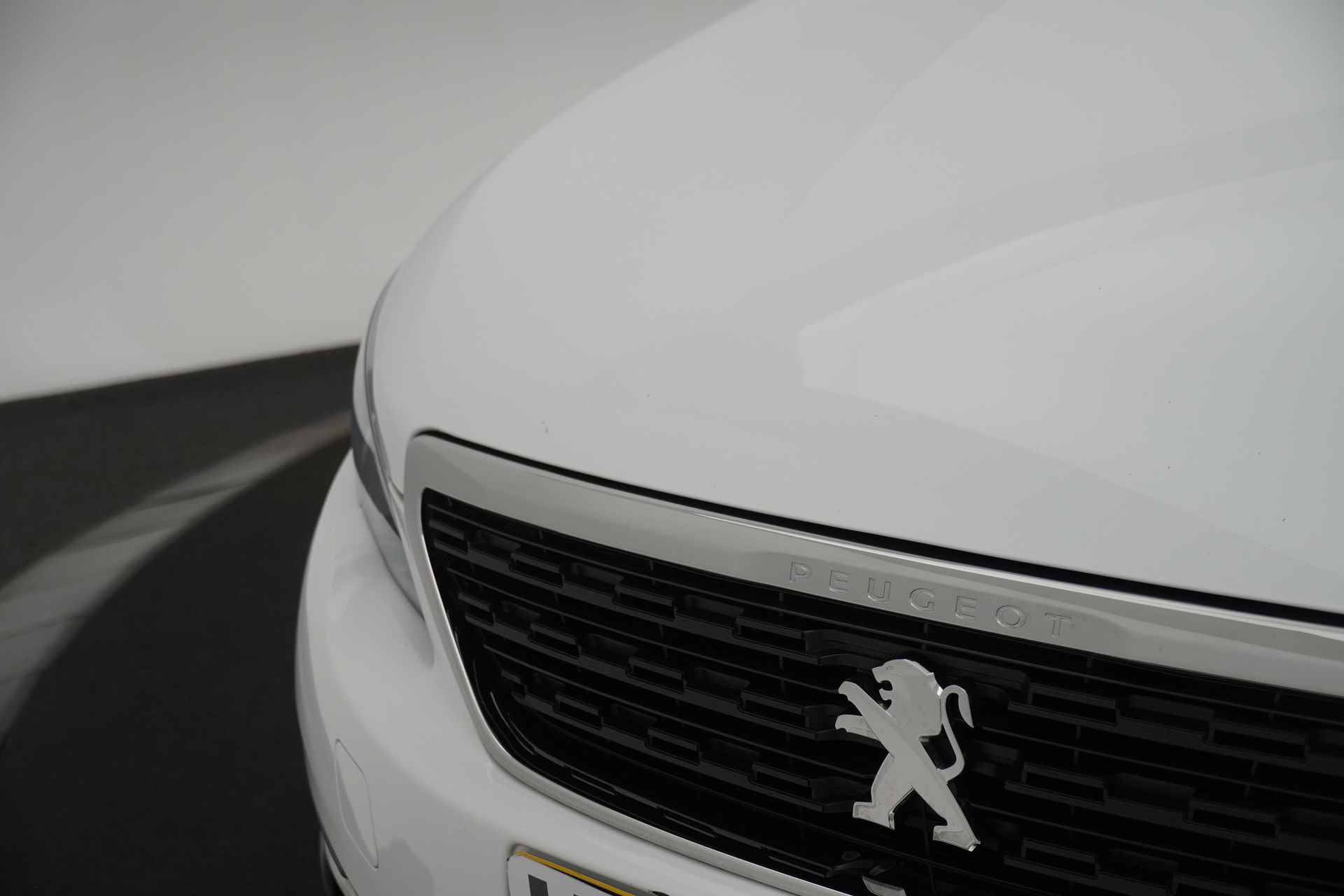 Peugeot 308 BWJ 2021 / 1.2 PT 111 PK Active Pack / Virtual cockpit / Clima / Trekhaak / Carplay / DAB / Cruise / Navi / PDC / LMV - 21/34