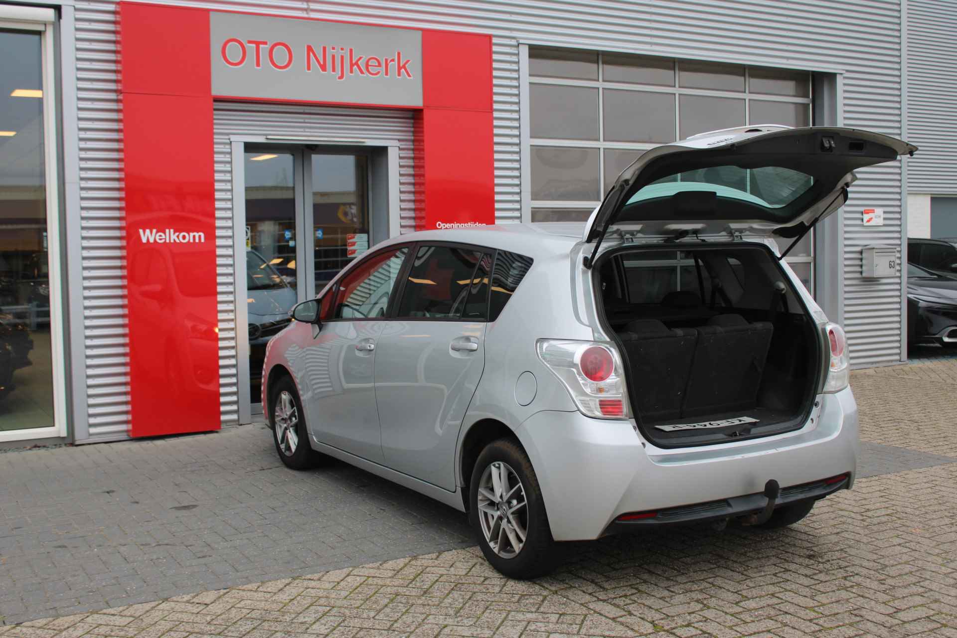 Toyota Verso 1.8 VVT-i Business Limited 7p met trekhaak - 33/41