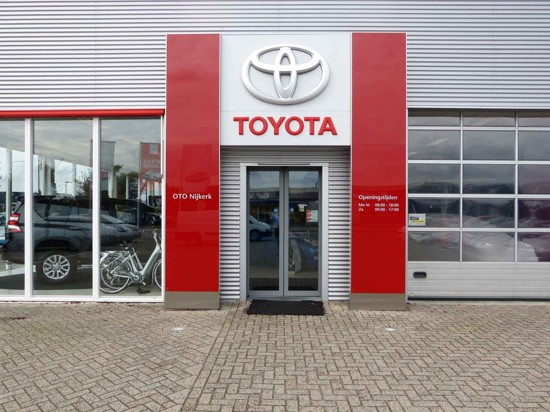 Toyota Verso 1.8 VVT-i Business Limited 7p met trekhaak - 41/41