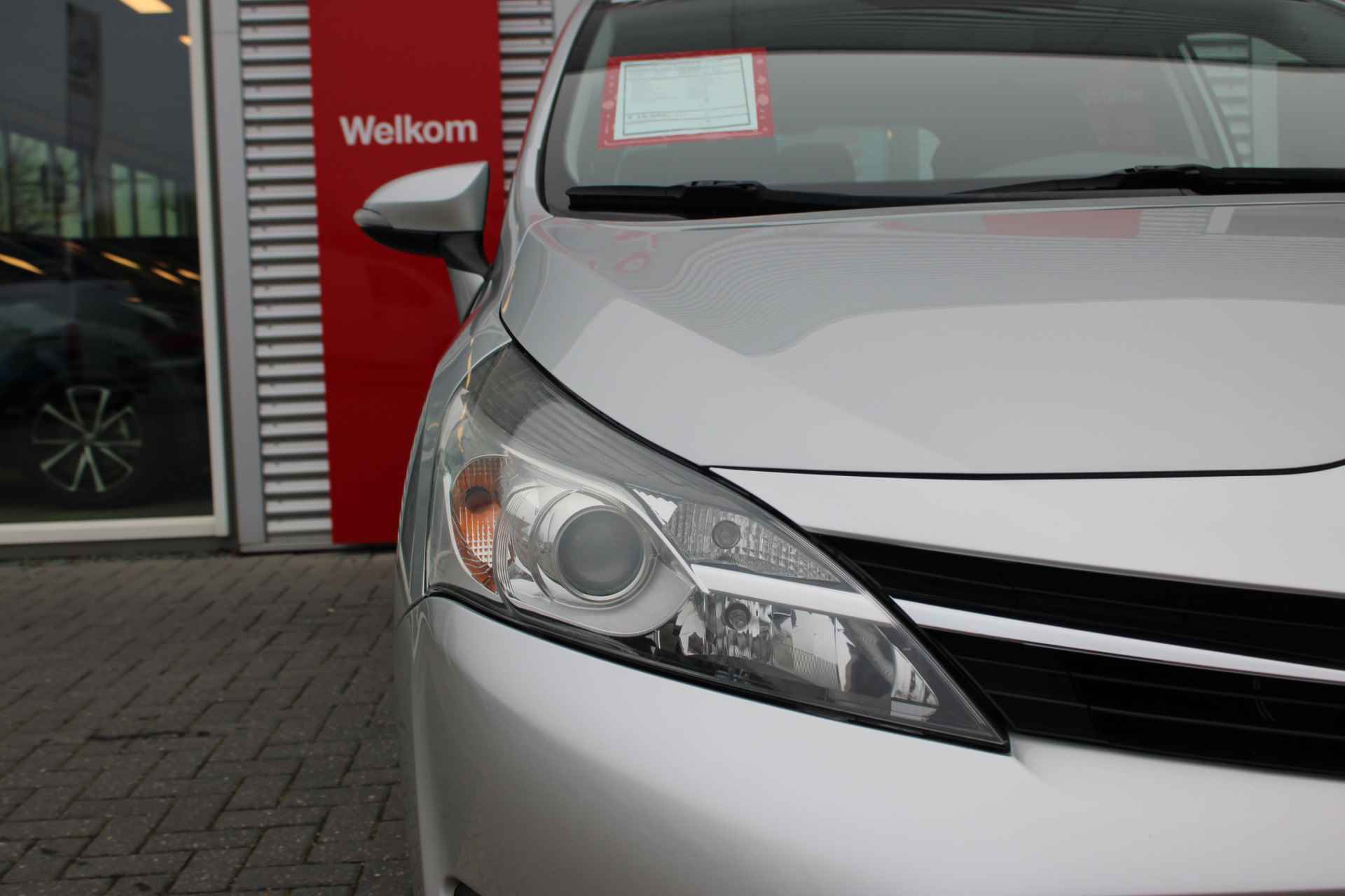 Toyota Verso 1.8 VVT-i Business Limited 7p met trekhaak - 6/47