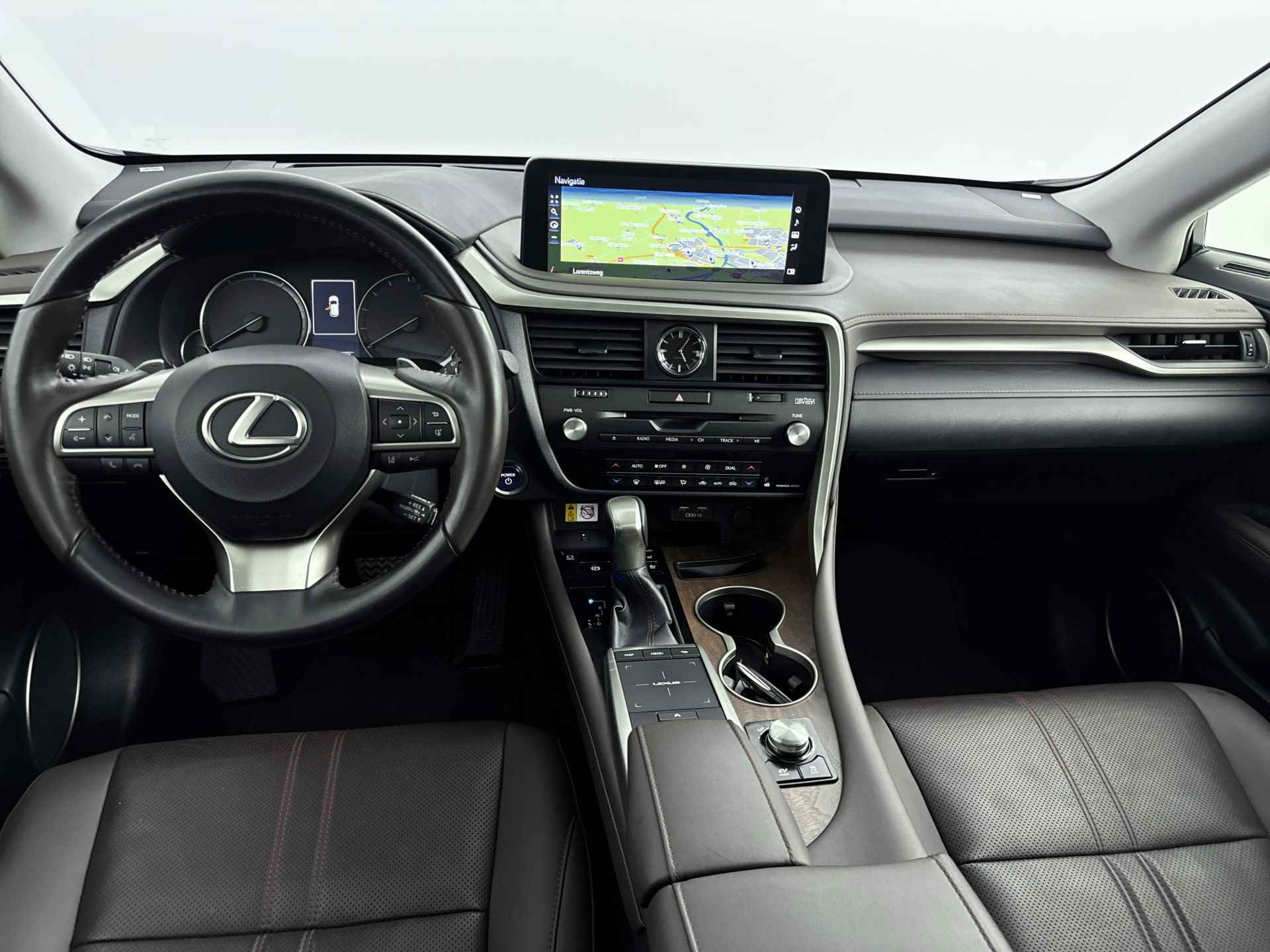 Lexus RX 450h AWD Obsidian Edition // PANORAMA // TREKHAAK // 1e EIGENAAR // - 3/32