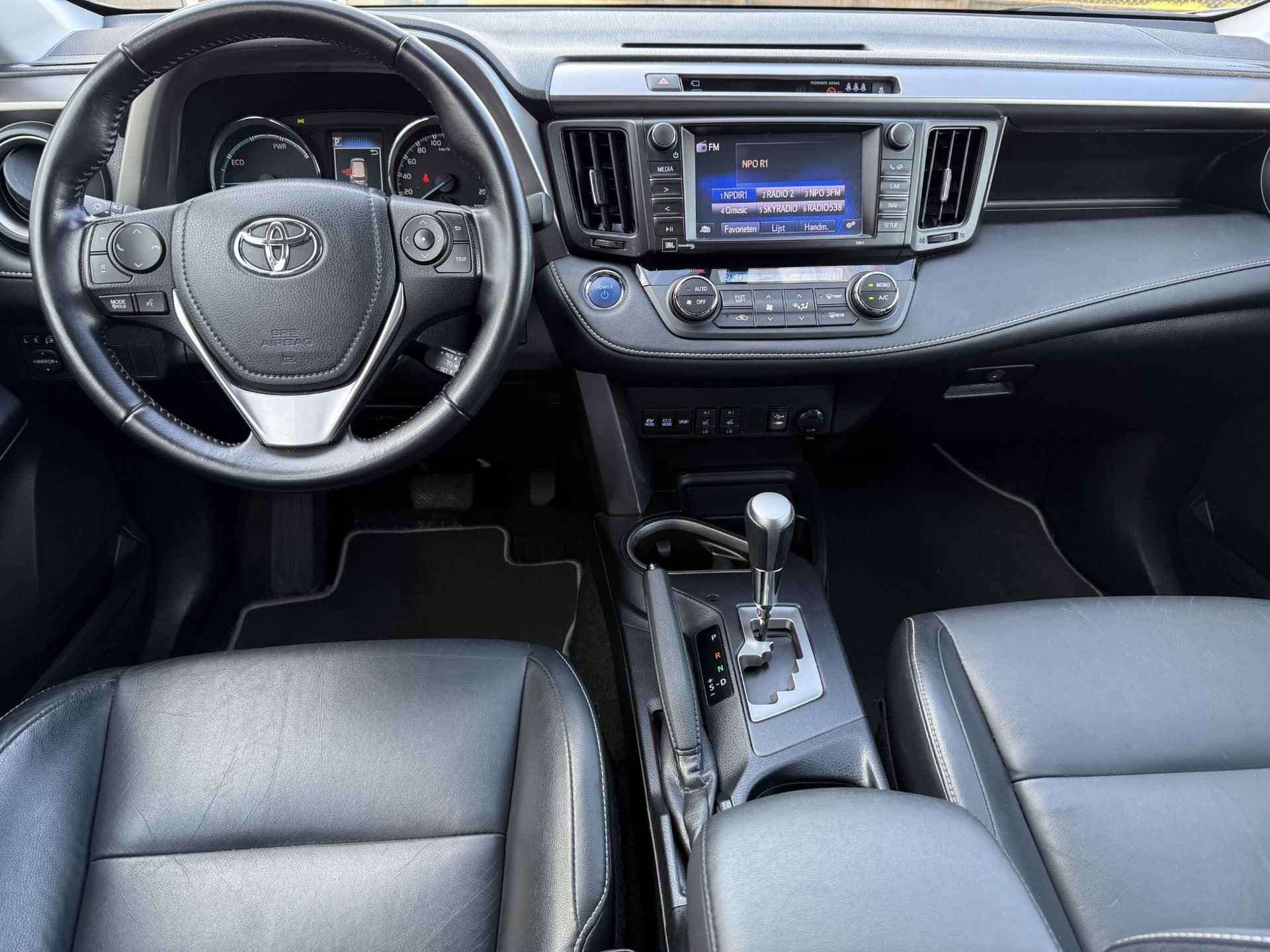 Toyota RAV4 2.5 Hybrid Executive Business | Trekhaak - 9/24