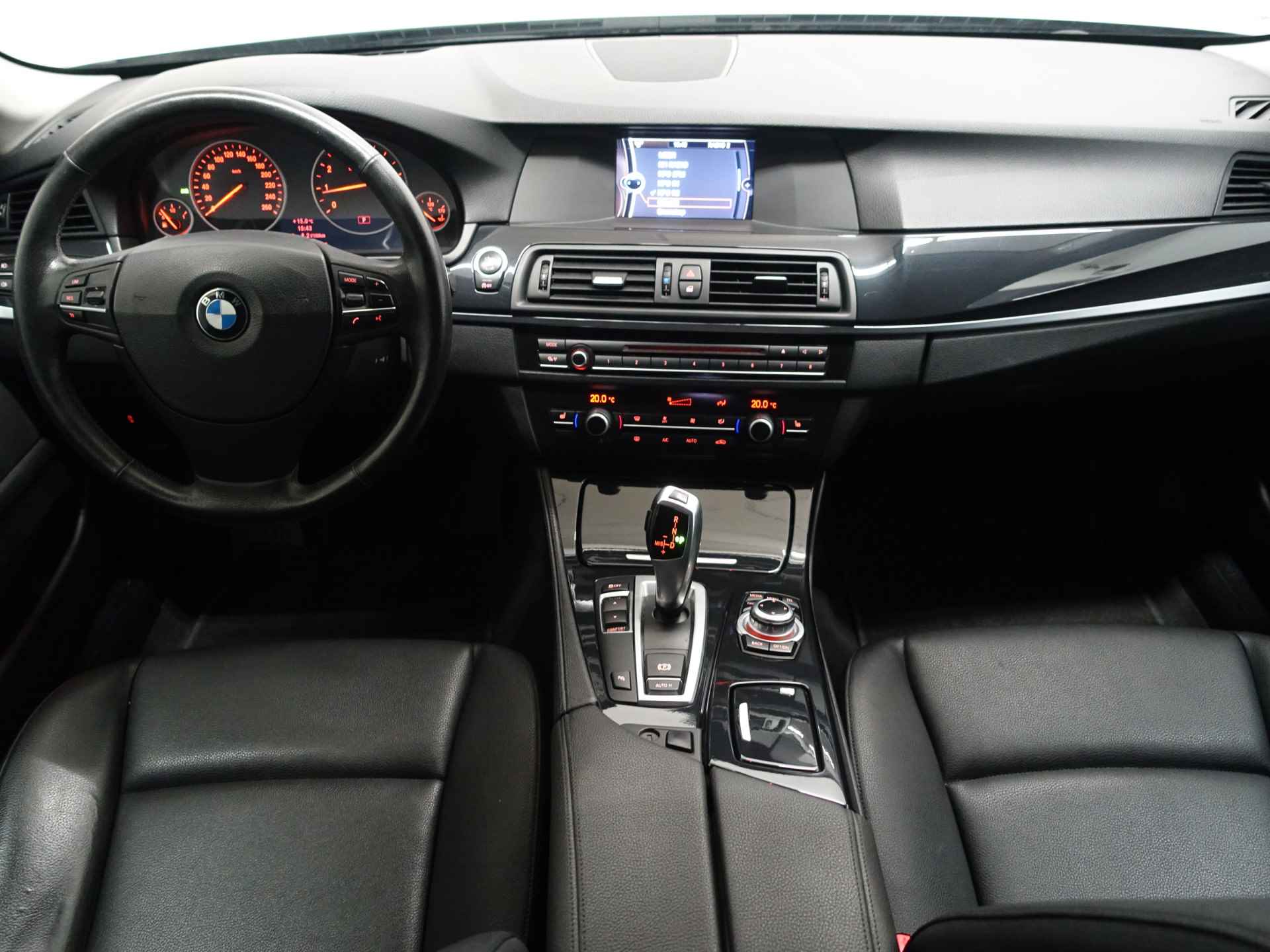 BMW 5 Serie 520i High Exe M Sport Aut- Xenon Led, Leder, Clima, Verwarmd Elektrische interieur - 18/35