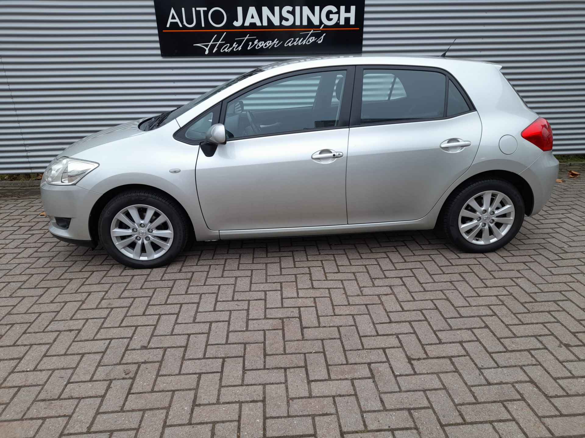 Toyota Auris 1.6-16V Luna | Clima | Cruise | LM Velgen | Navigatie | Keyless | RIJKLAARPRIJS INCL 12 MAANDEN GARANTIE EN BEURT - 3/21