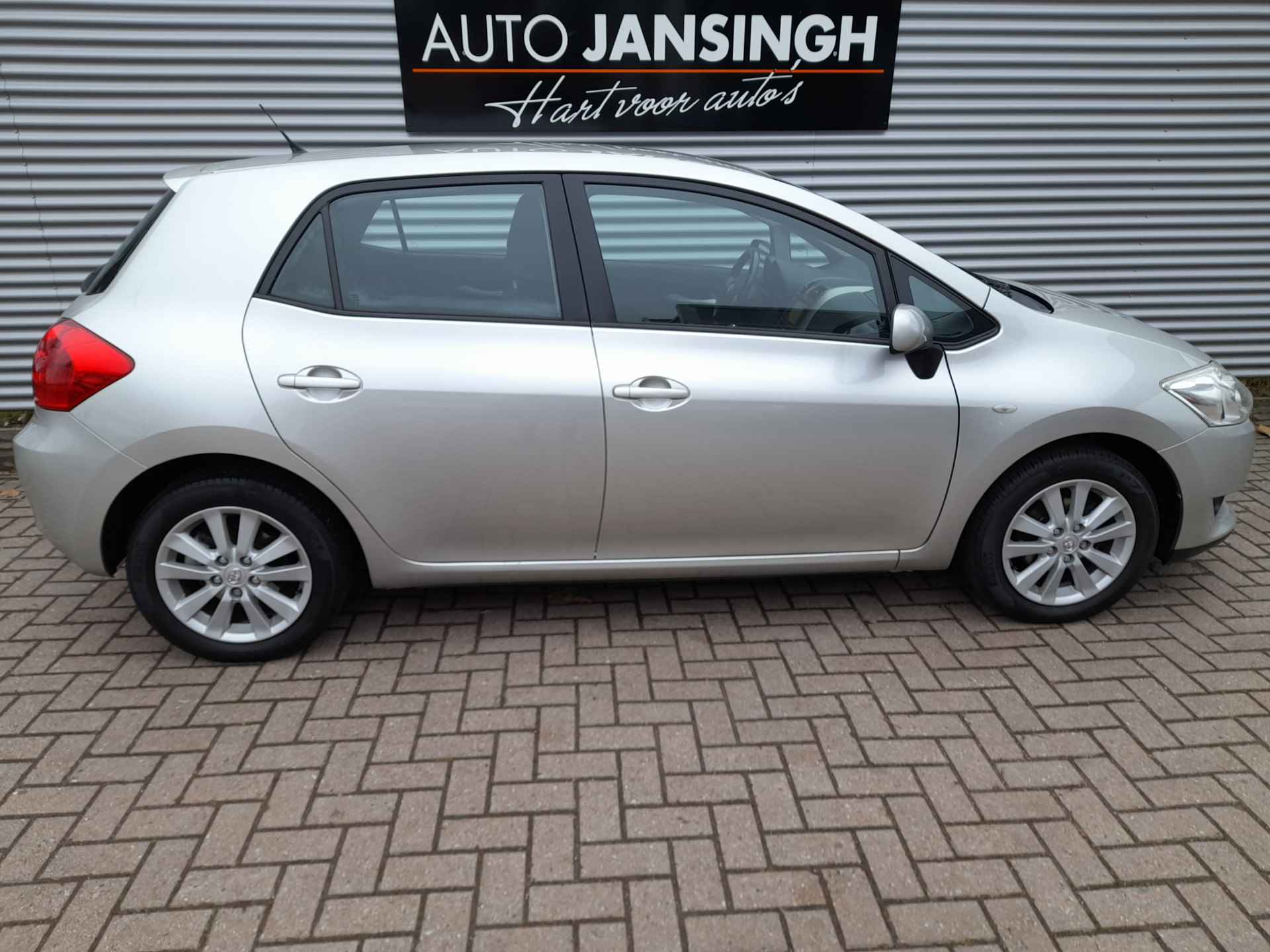 Toyota Auris 1.6-16V Luna | Clima | Cruise | LM Velgen | Navigatie | Keyless | RIJKLAARPRIJS INCL 12 MAANDEN GARANTIE EN BEURT - 6/21