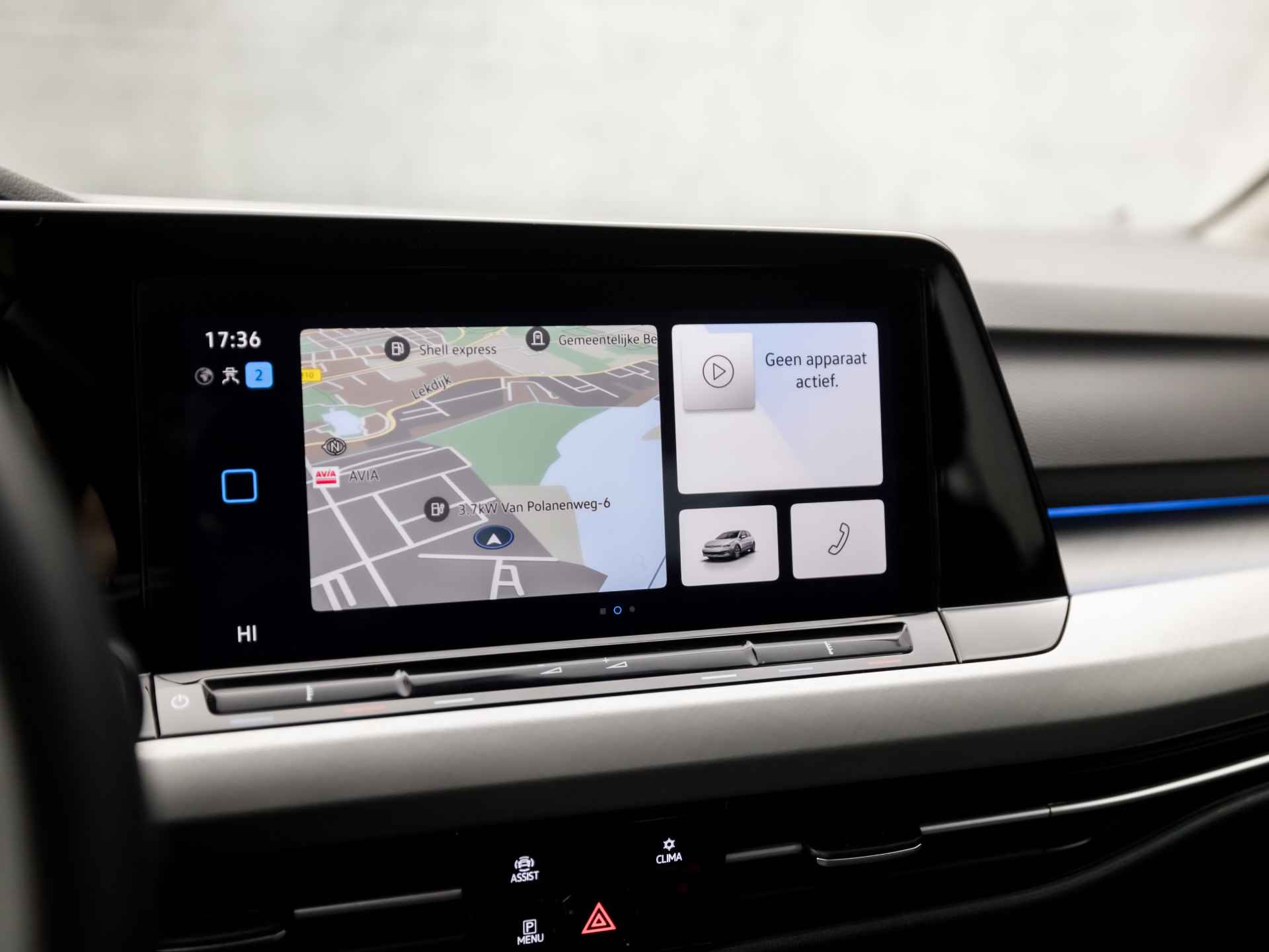 Volkswagen Golf 1.0 TSI Life Sport Automaat (APPLE CARPLAY, GROOT NAVI, SFEERVERLICHTING, SPORTSTOELEN, DAB+, ADAPTIVE CRUISE, PARKEERSENSOREN, NIEUWE APK, NIEUWSTAAT) - 24/39