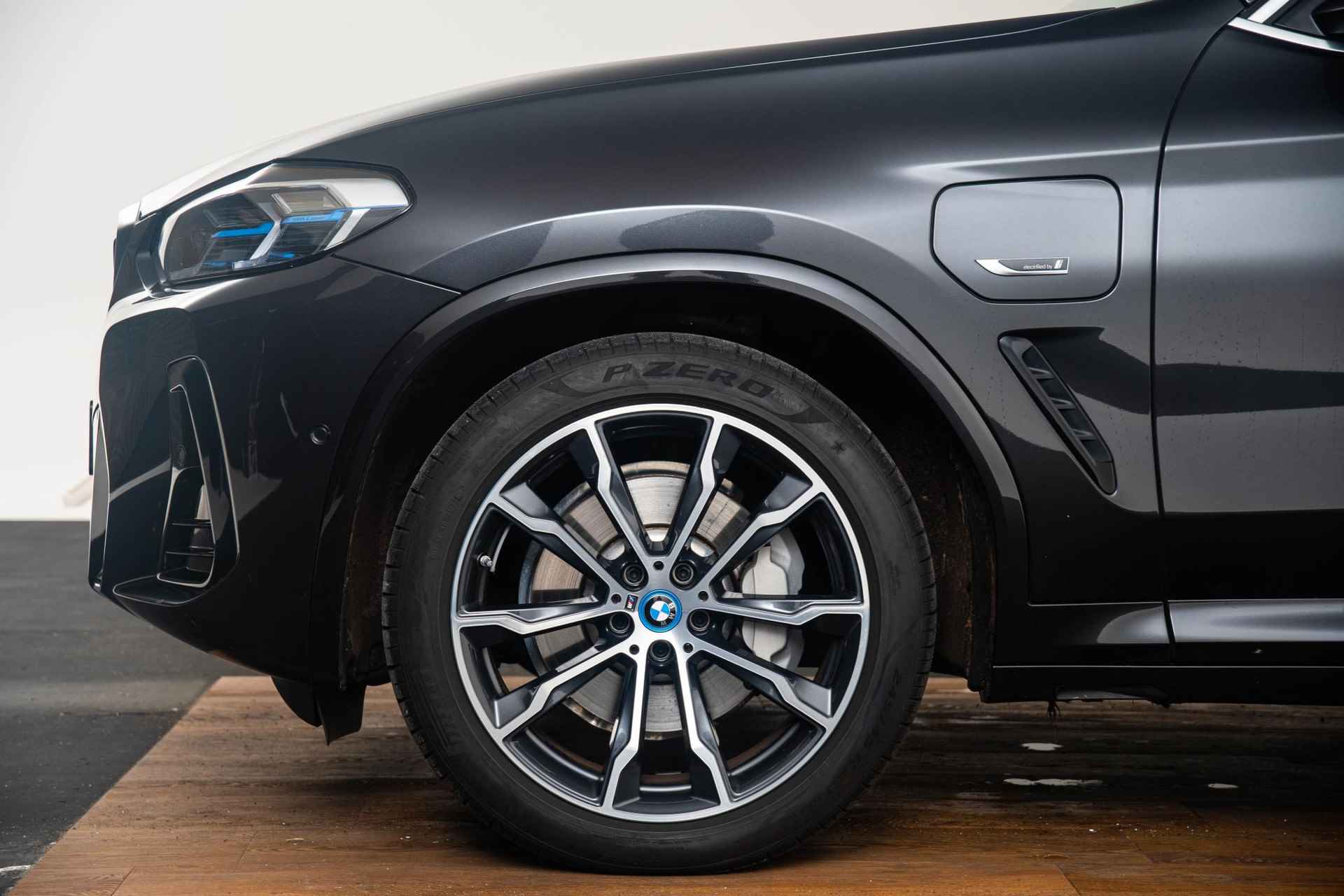 BMW X3 xDrive30e High Executive M Sportpakket - Trekhaak - Panoramadak - Comfort Access - Laserlight - Driving Assistant - Head-up Display - HIFI Soundsystem - 6/39