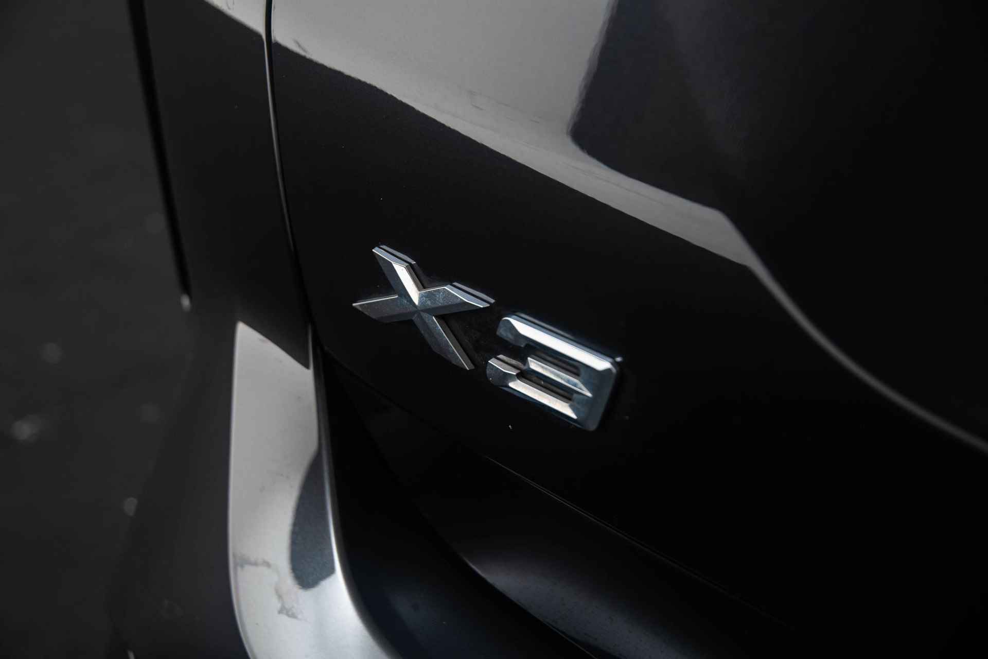 BMW X3 xDrive30e High Executive M Sportpakket - Trekhaak - Panoramadak - Comfort Access - Laserlight - Driving Assistant - Head-up Display - HIFI Soundsystem - 18/39
