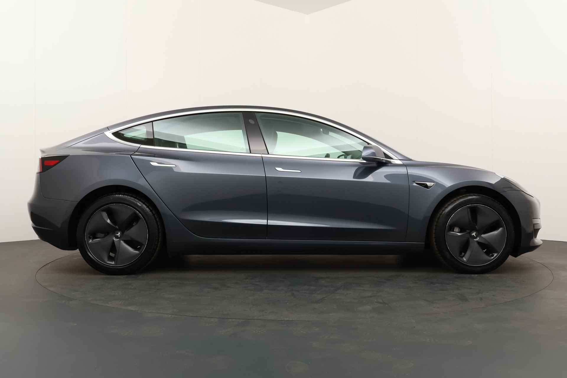 Tesla Model 3 BWJ 2019  351PK Long Range 75 kWh | AWD | LEER | CLIMA | NAVI | STOELVERW | CAMERA A | CRUISE | LICHTMETAAL | - 22/28