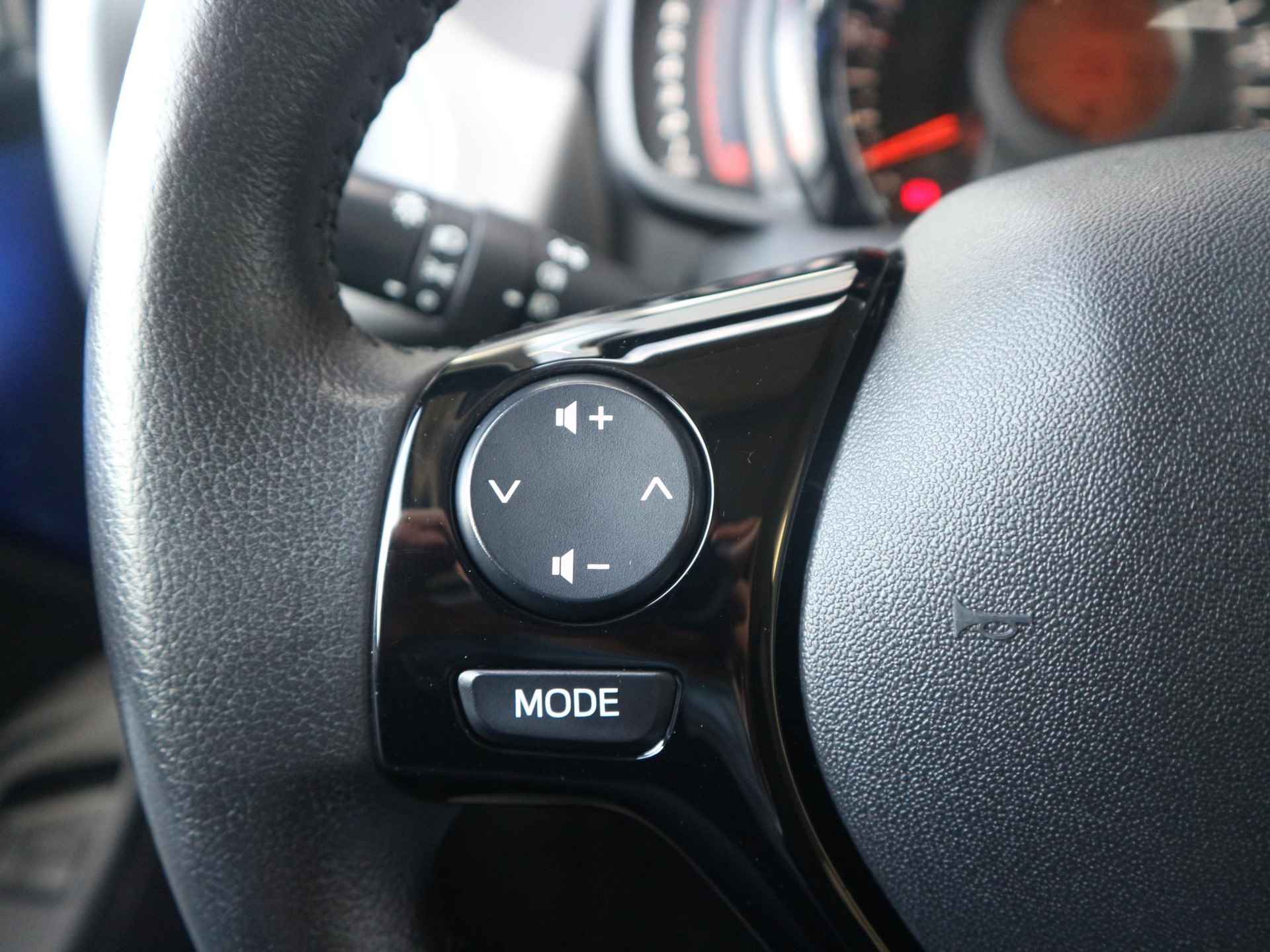 Peugeot 108 1.0 e-VTi Active TOP! Open Dak | Airco | Apple Carplay | Bluetooth Telefoonverbinding - 19/36