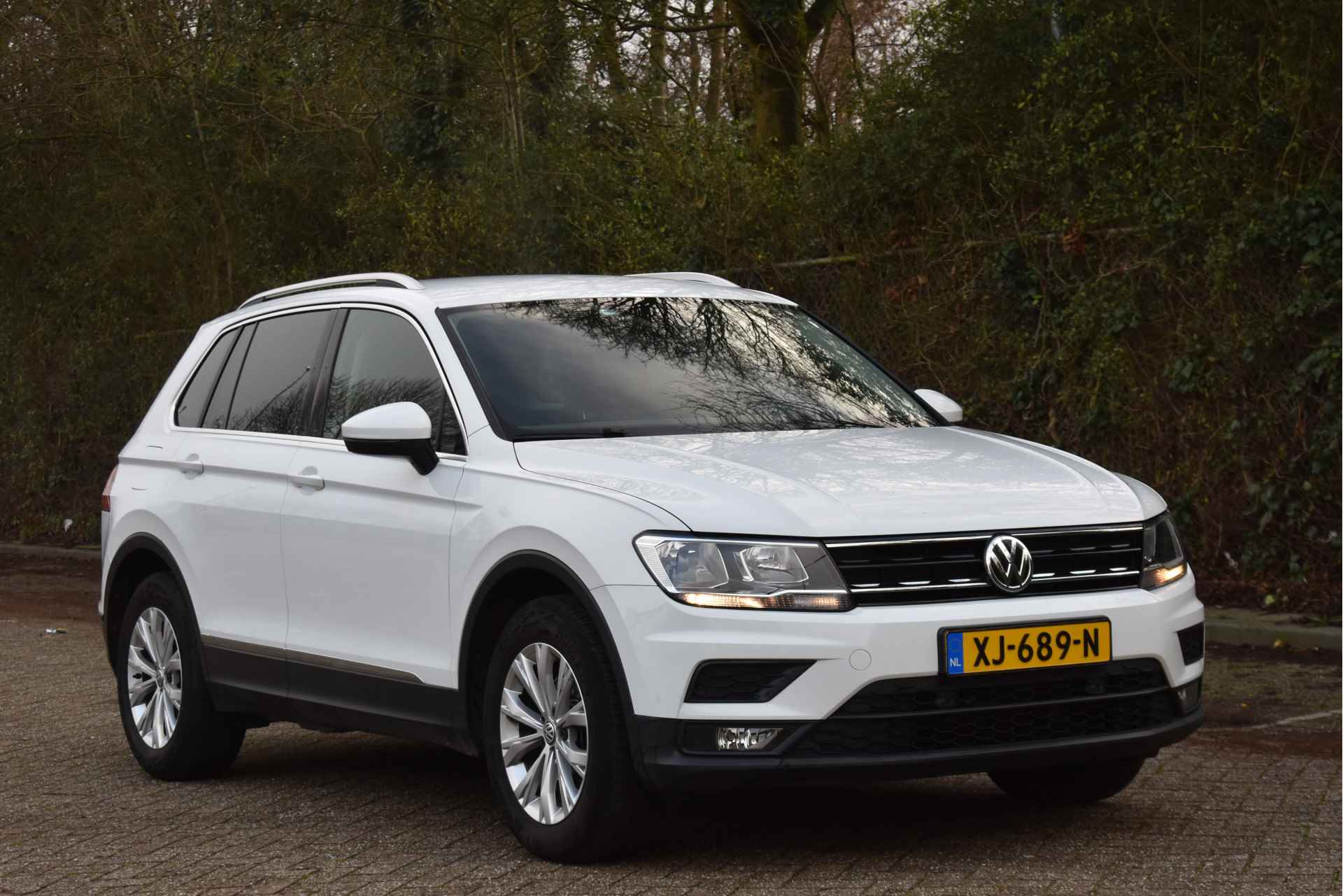 Volkswagen Tiguan 1.5 TSI ACT 150 pk Comfortline Business | NL-Auto | Afn.trekhaak | Carplay | DAB | Adapt.Cruise Contr | LM-Velgen | NAP - 26/57