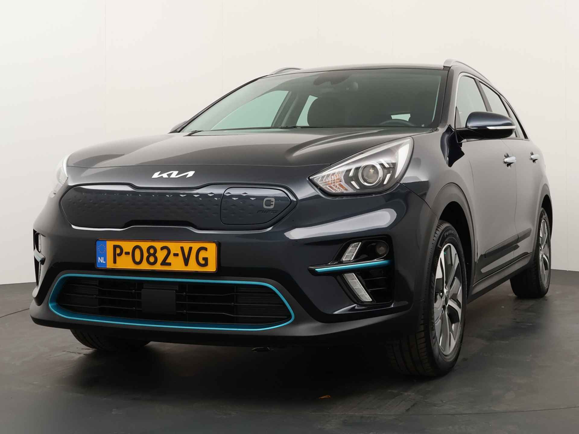 Kia e-Niro DynamicLine 64 kWh *€2000 Subsidie beschikbaar* - Navigatie - Camera - Airco - Cruise Control Adaptief - Stoel-/Stuurverwarming - Fabrieksgarantie t/m 06-2029 - 2/52