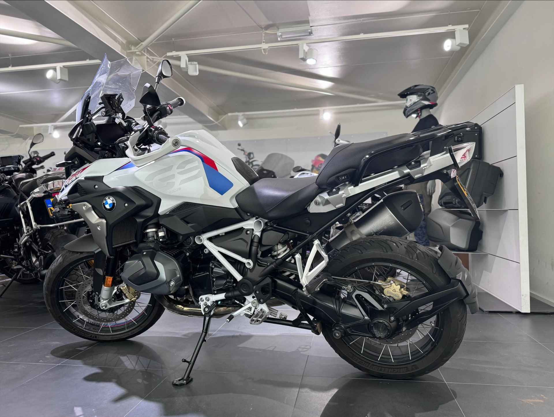 BMW R 1250 GS Rallye - 2/10