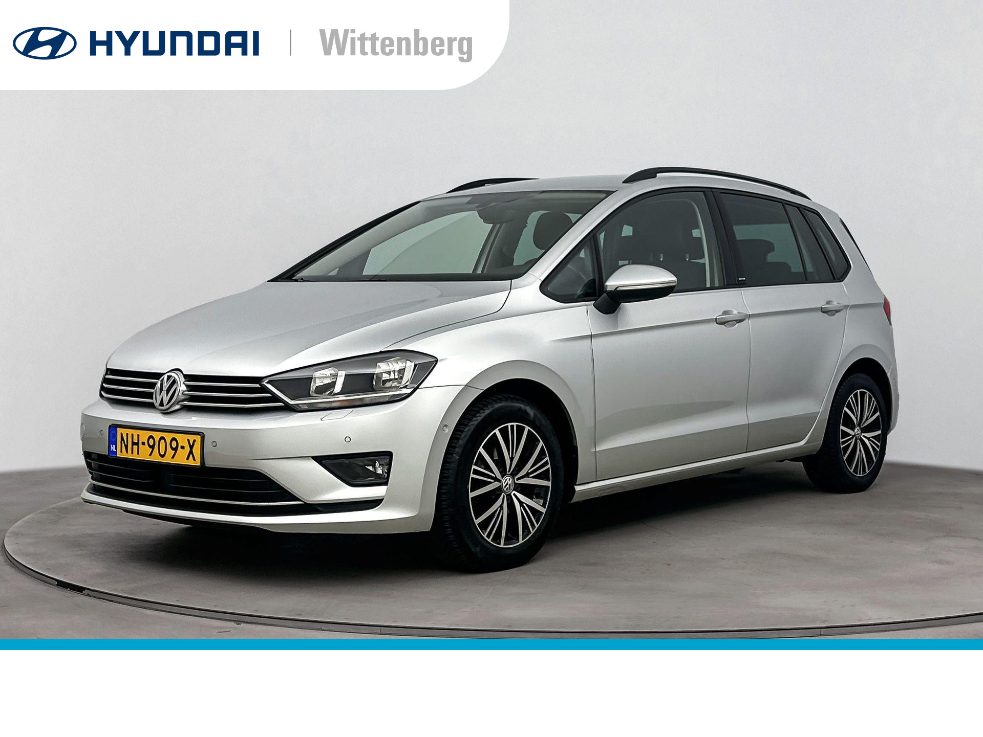 Volkswagen Golf Sportsvan 1.2 TSI Connected Series Aut. | Stoelverwarming | Adaptive cruise | Trekhaak | Parkeersensoren v+a | Navigatie |